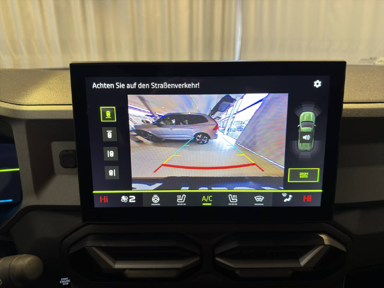 DACIA Bigster 1.8 Hybrid Journey-image-9