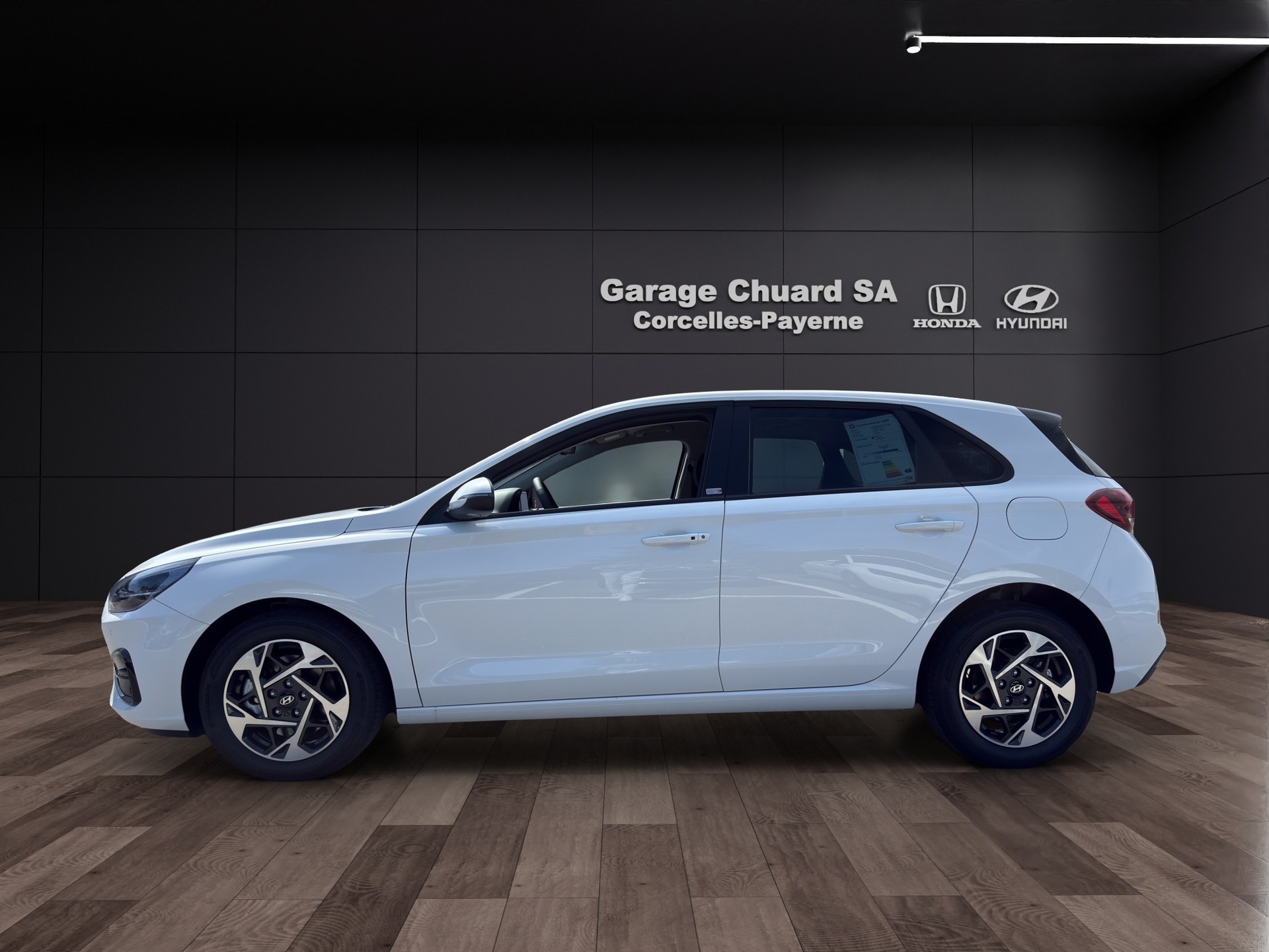 HYUNDAI i30 1.6 T-GDi Amplia DCT-image-7