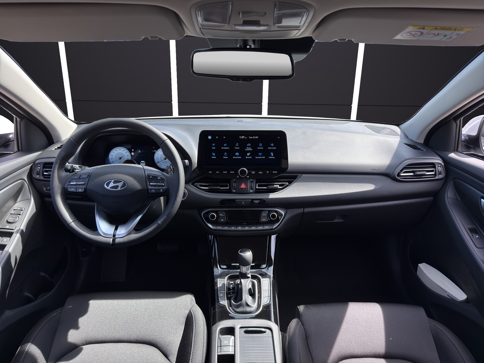 HYUNDAI i30 1.6 T-GDi Amplia DCT-image-8