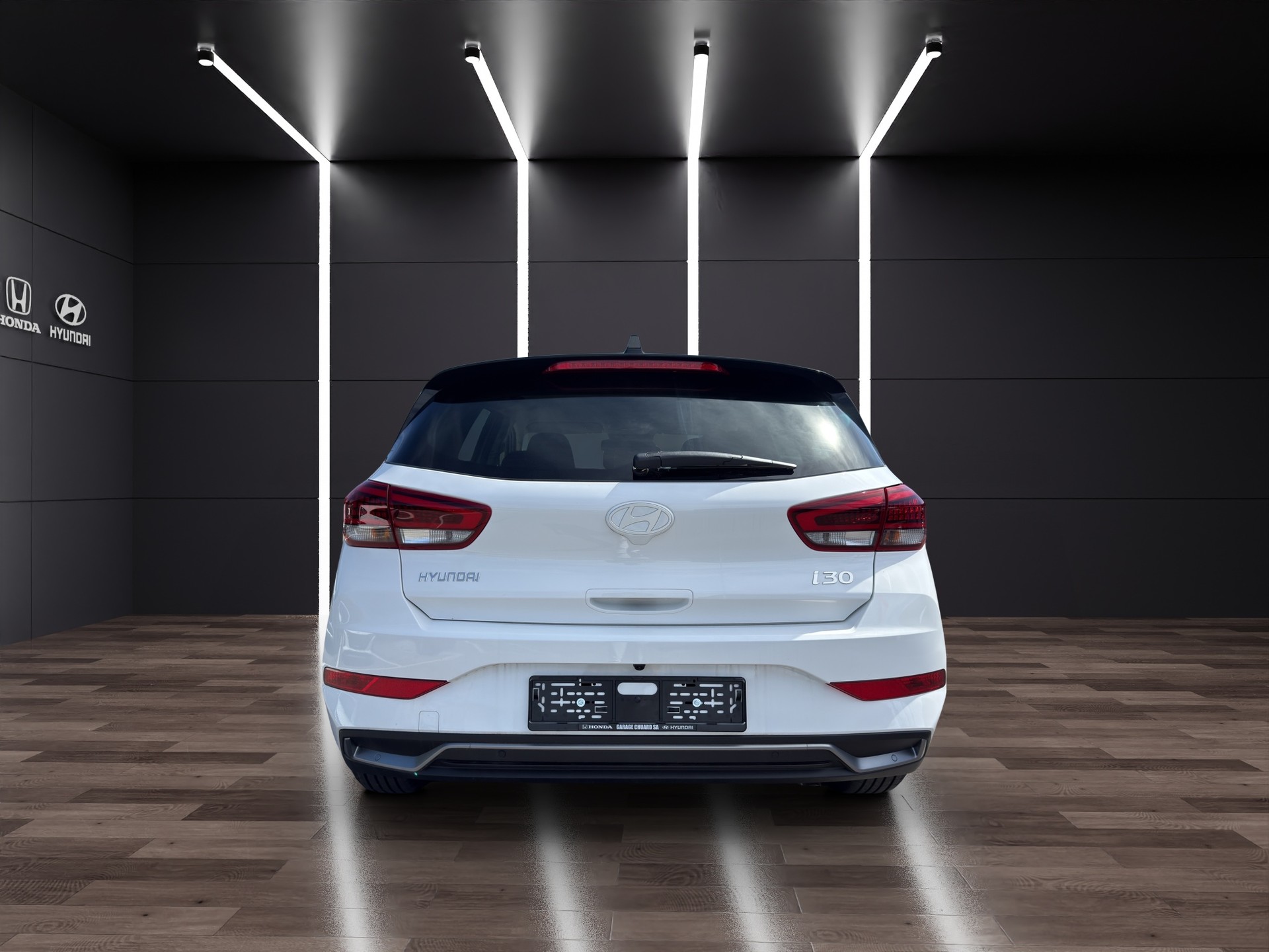 HYUNDAI i30 1.6 T-GDi Amplia DCT-image-5