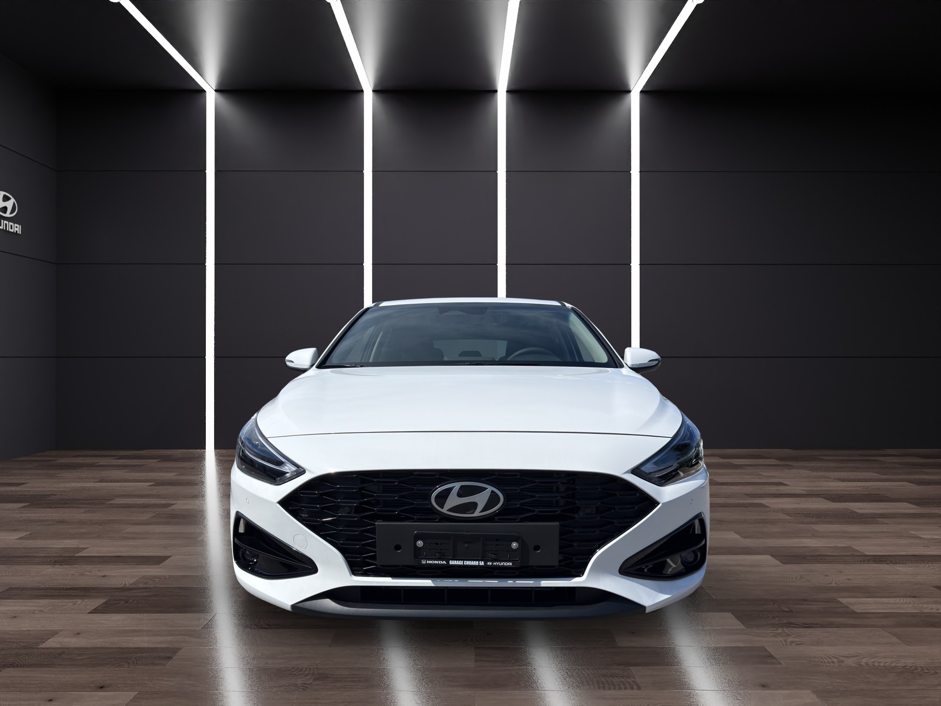 HYUNDAI i30 1.6 T-GDi Amplia DCT-image-1