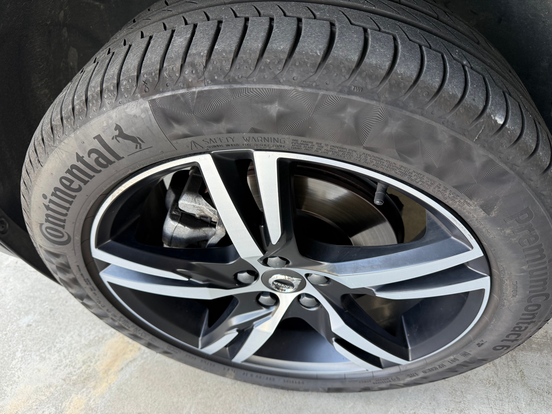 VOLVO XC40 T4 AWD R-Design Geartronic-image-12