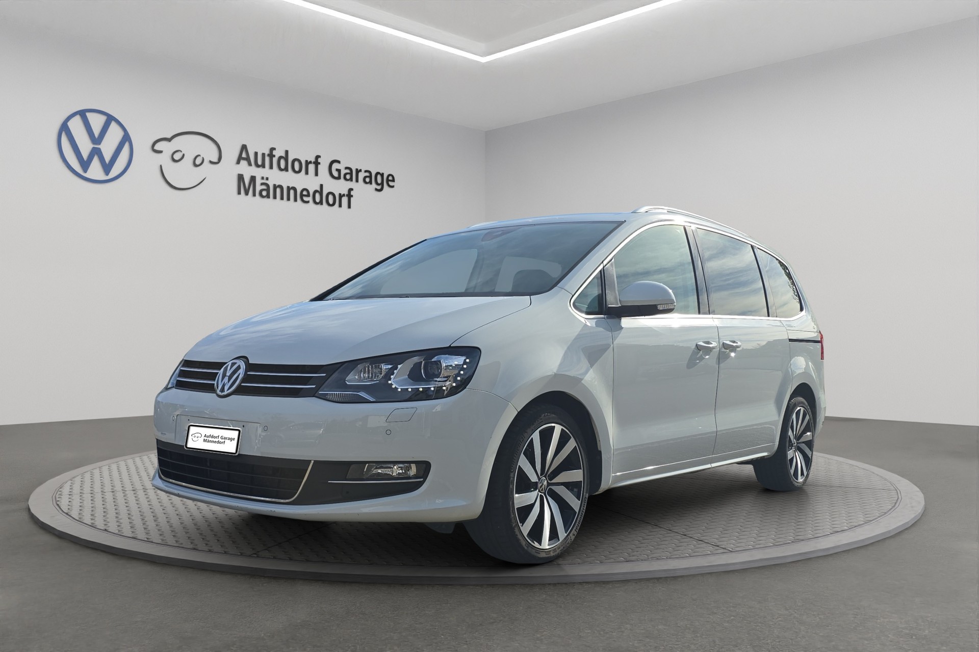VW Sharan 2.0 TDI BMT Highline DSG 4M-image-0
