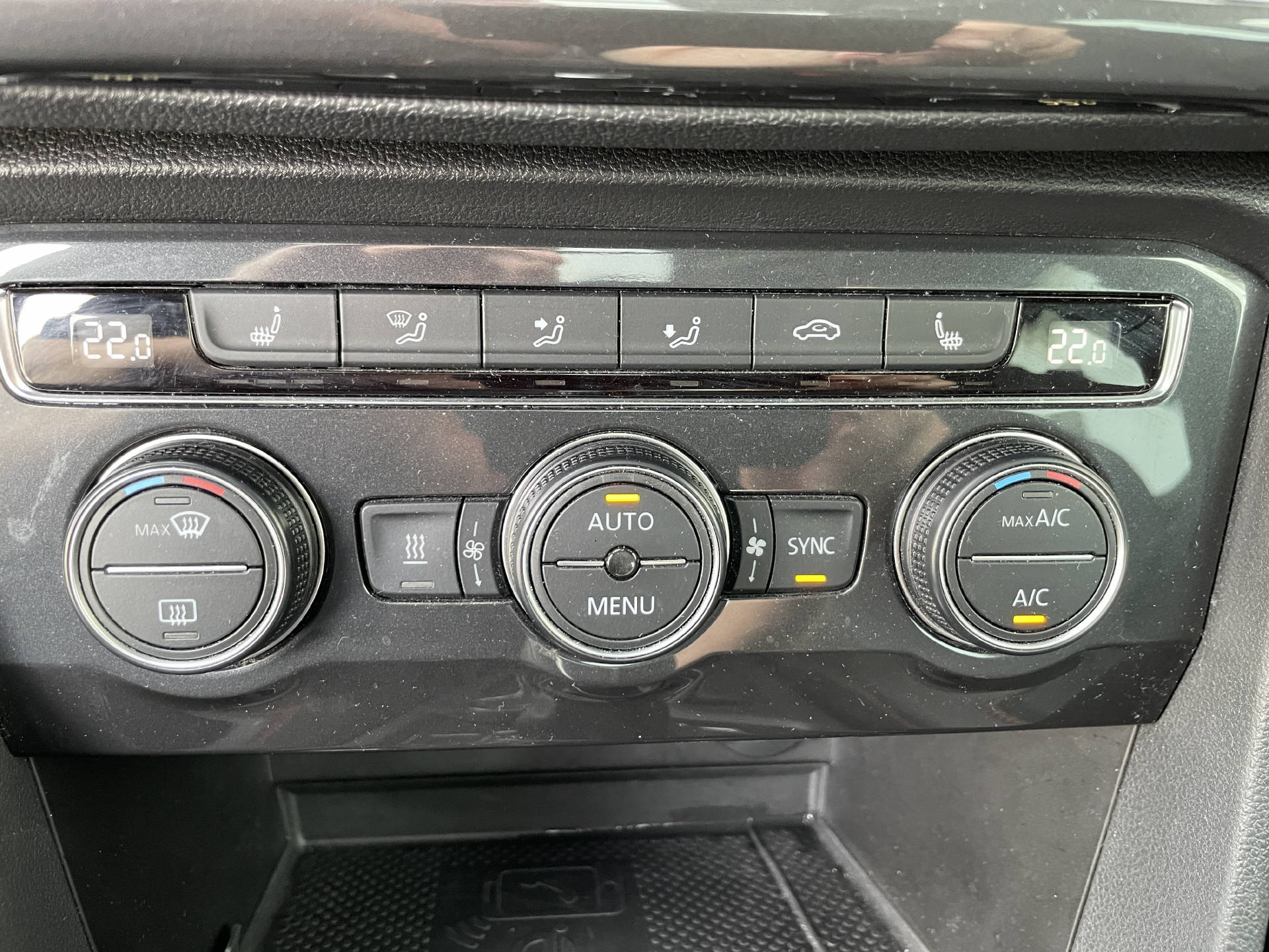 SEAT Tarraco 2.0 TSI SWISS FR 4Drive DSG-image-13