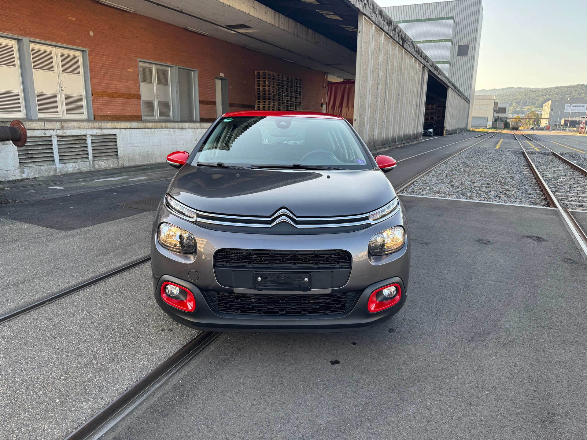 CITROEN C3 1.2i PureTech Feel EAT-image-0