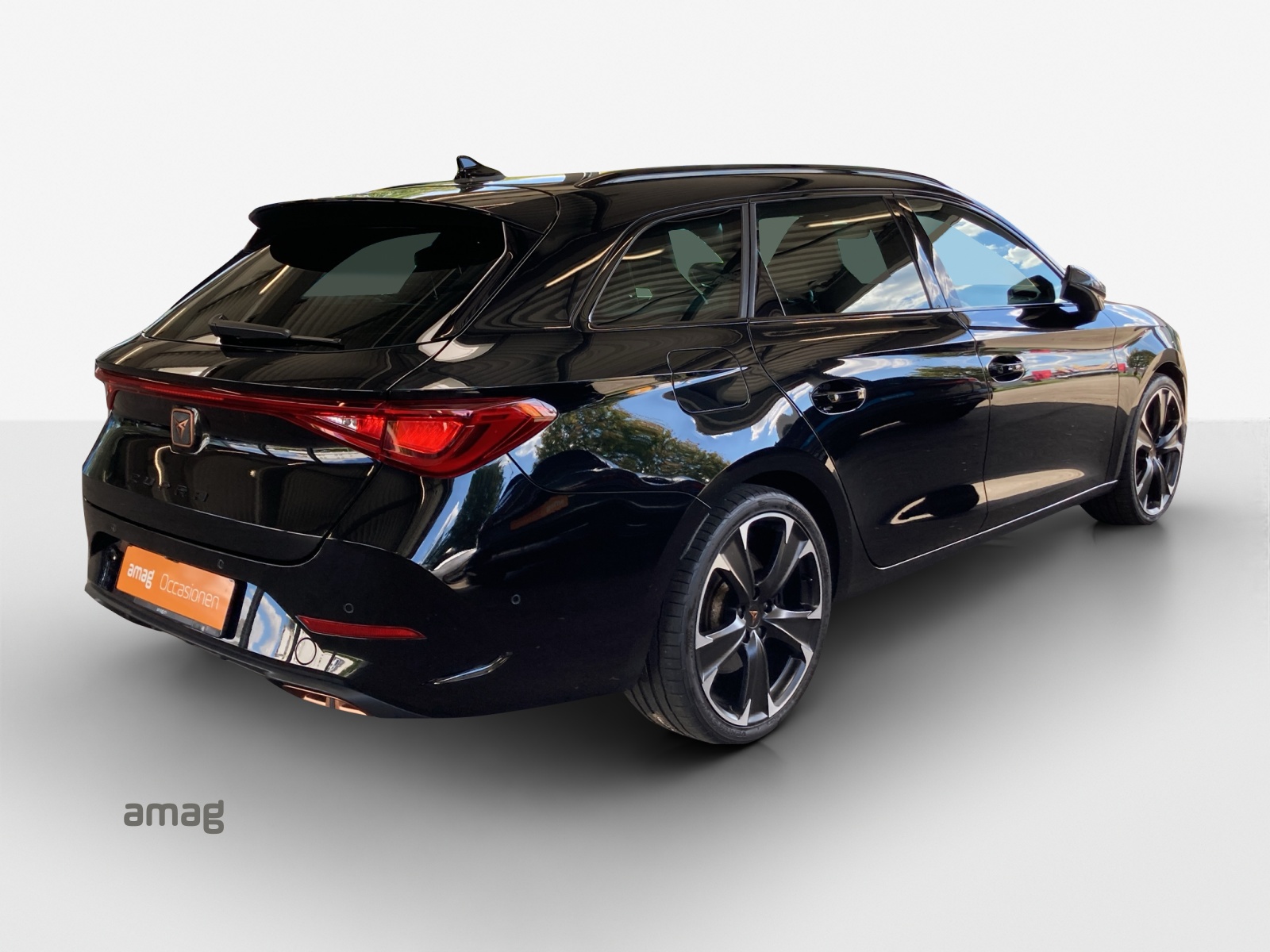 CUPRA LEON ST 1.4 e-HYBRID pHEV DSG-image-4