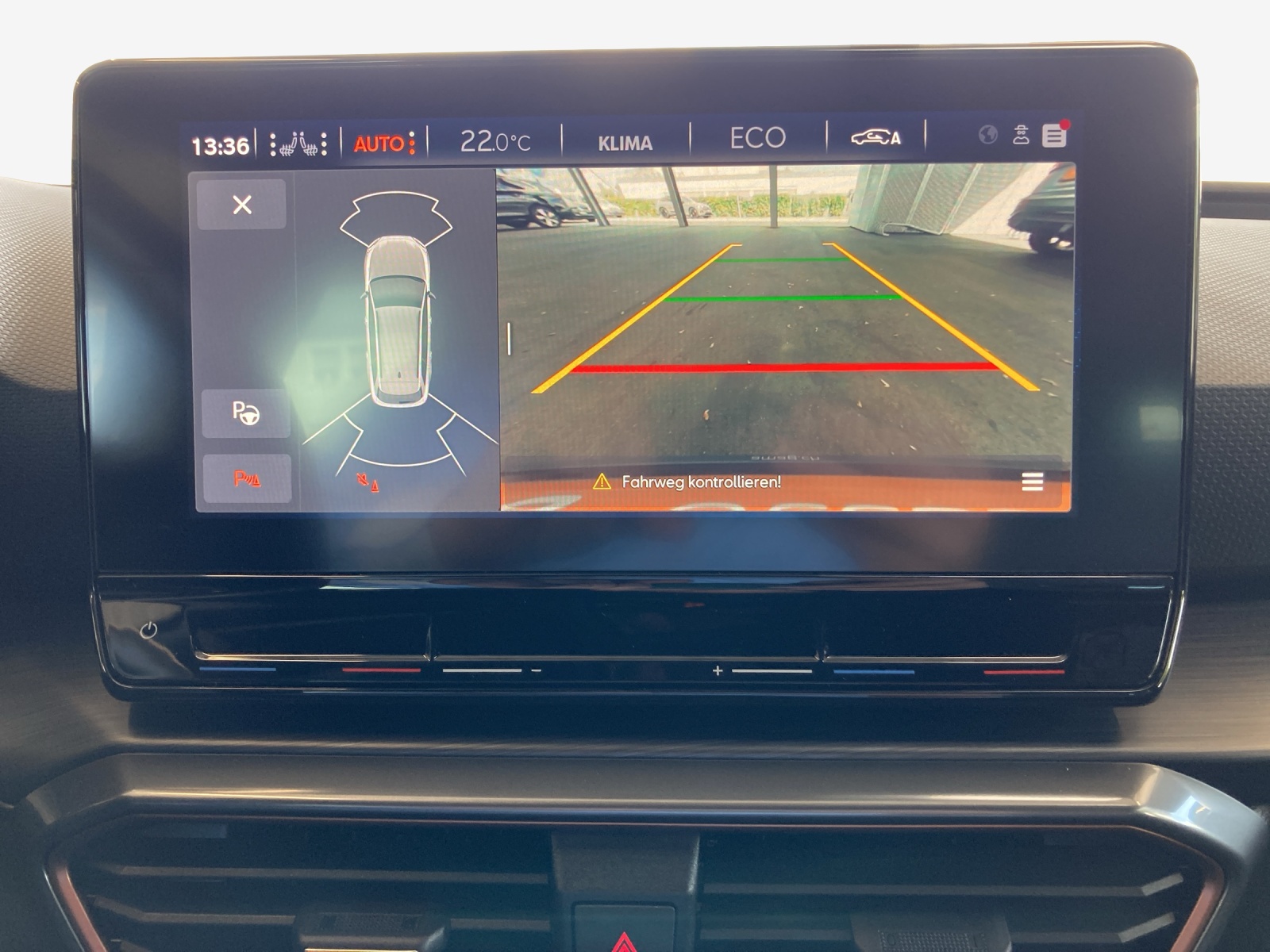 CUPRA LEON ST 1.4 e-HYBRID pHEV DSG-image-14