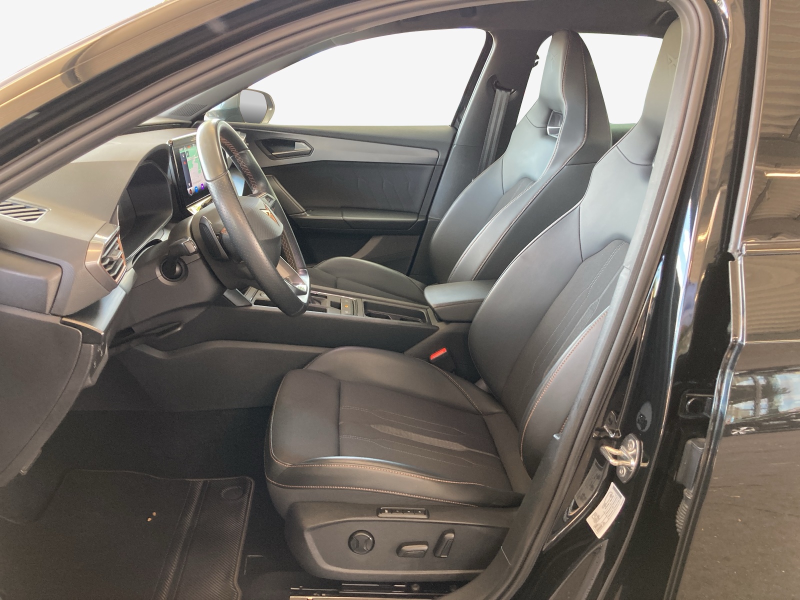 CUPRA LEON ST 1.4 e-HYBRID pHEV DSG-image-7