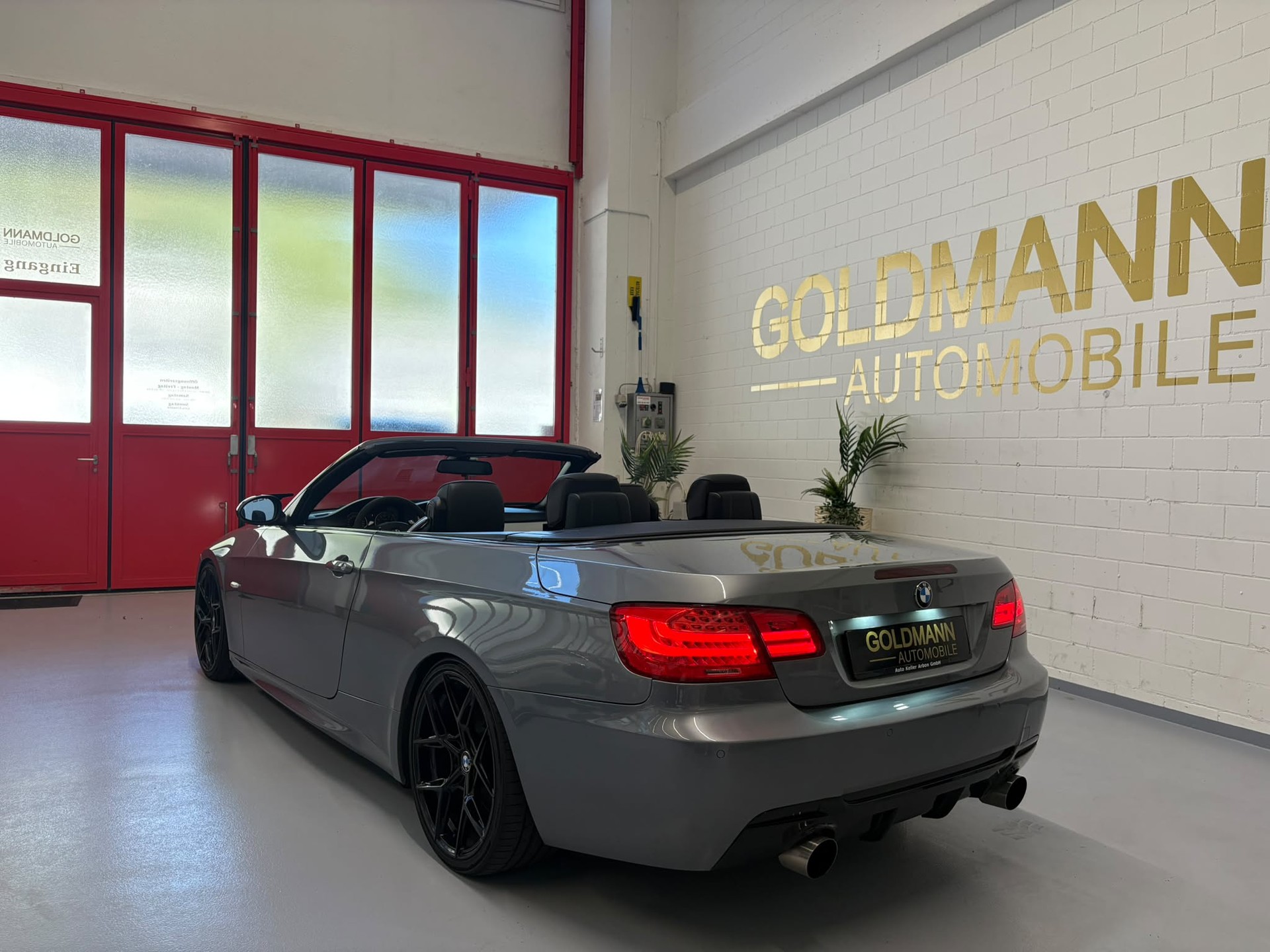 BMW 335i Cabriolet Steptronic-image-16