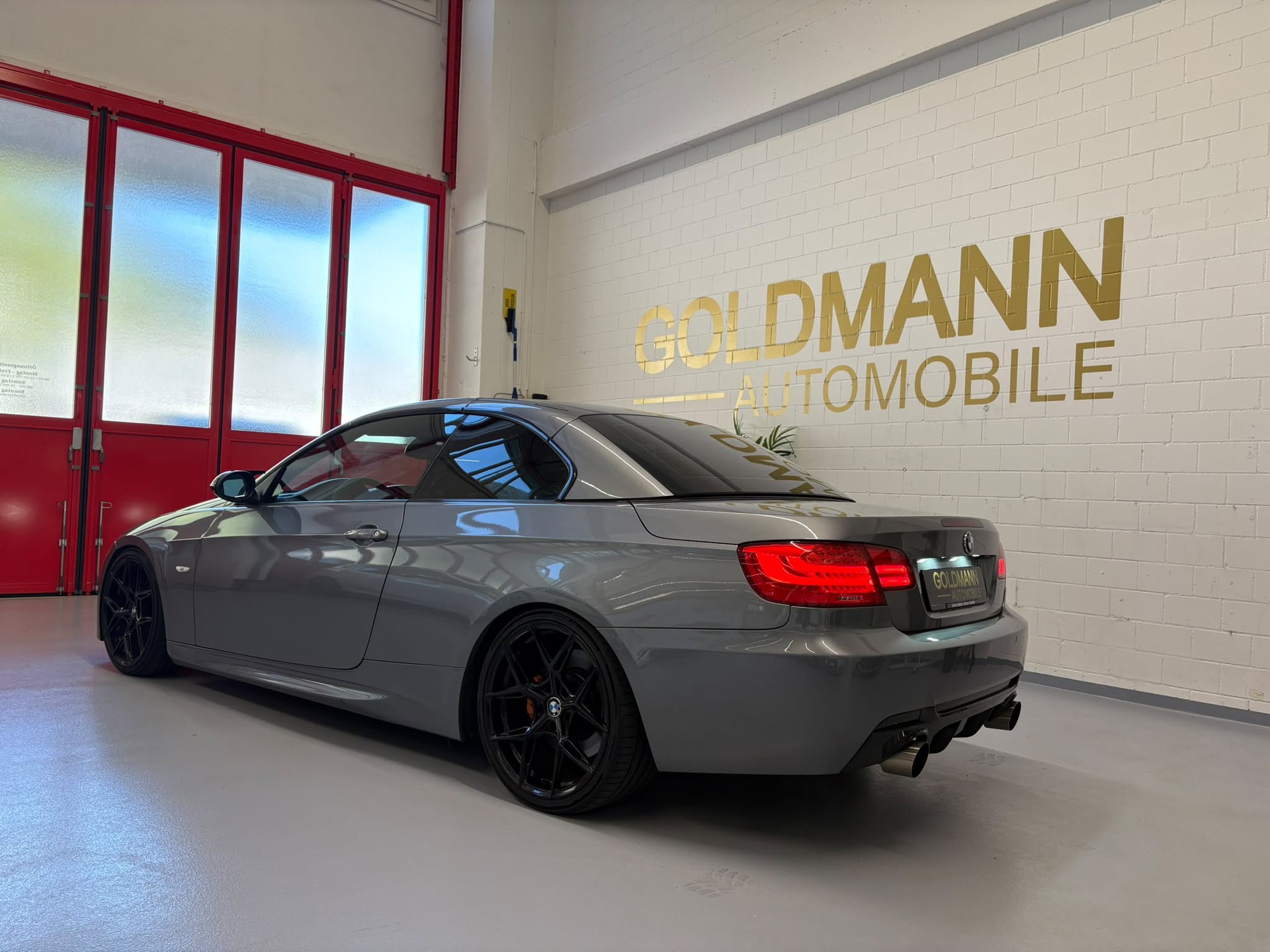 BMW 335i Cabriolet Steptronic-image-2