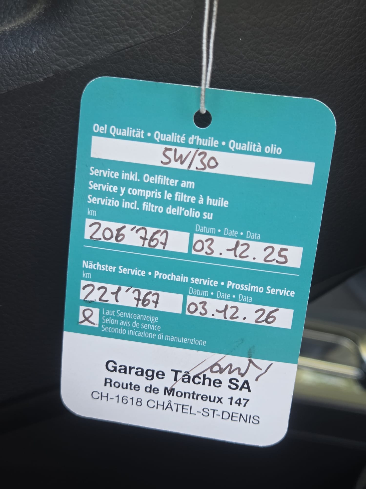 SUBARU Outback 2.0D Swiss Country AWD Lineartronic-image-13