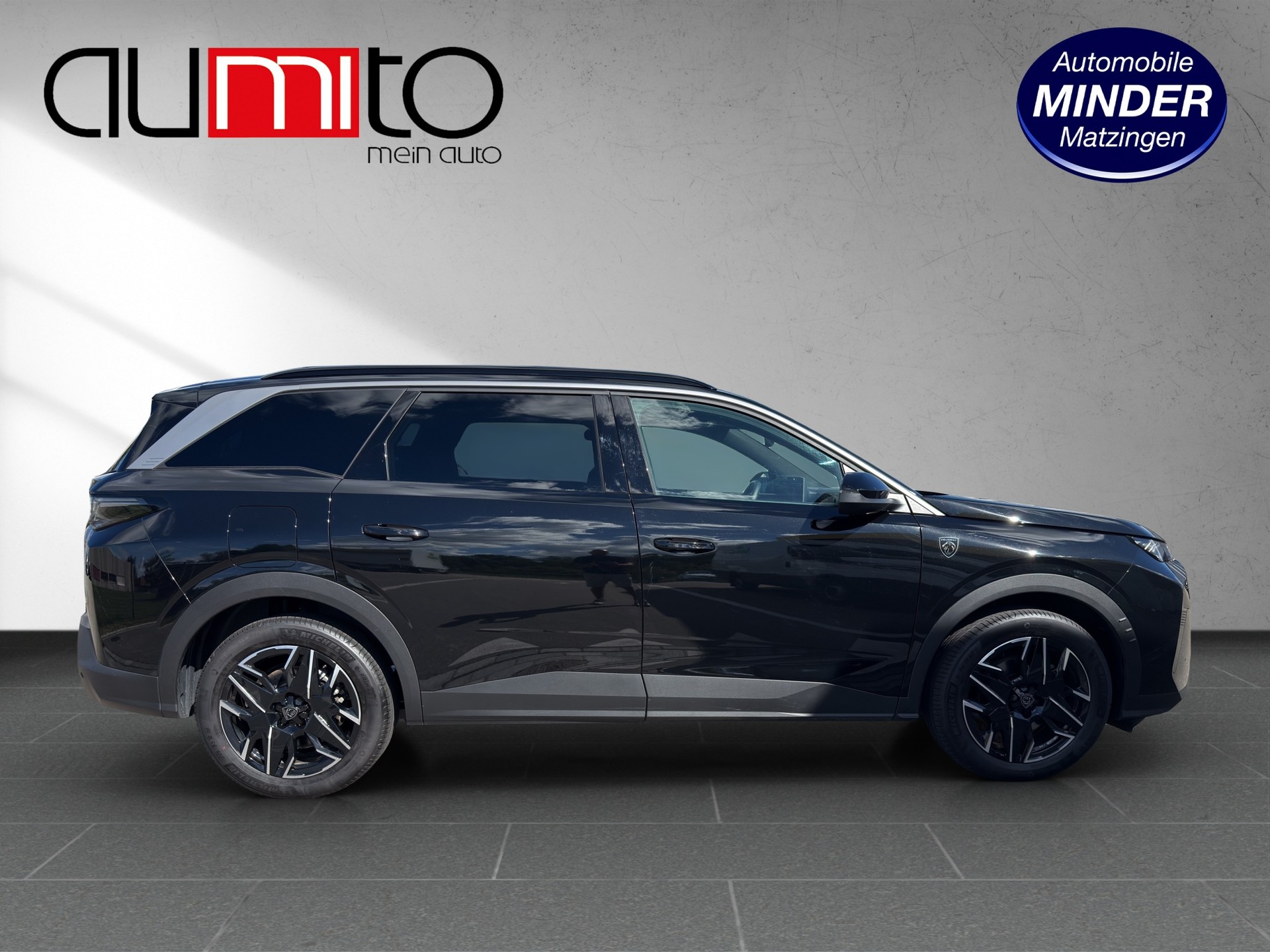 PEUGEOT 5008 145 Hybrid e-DCS6 GT-image-1