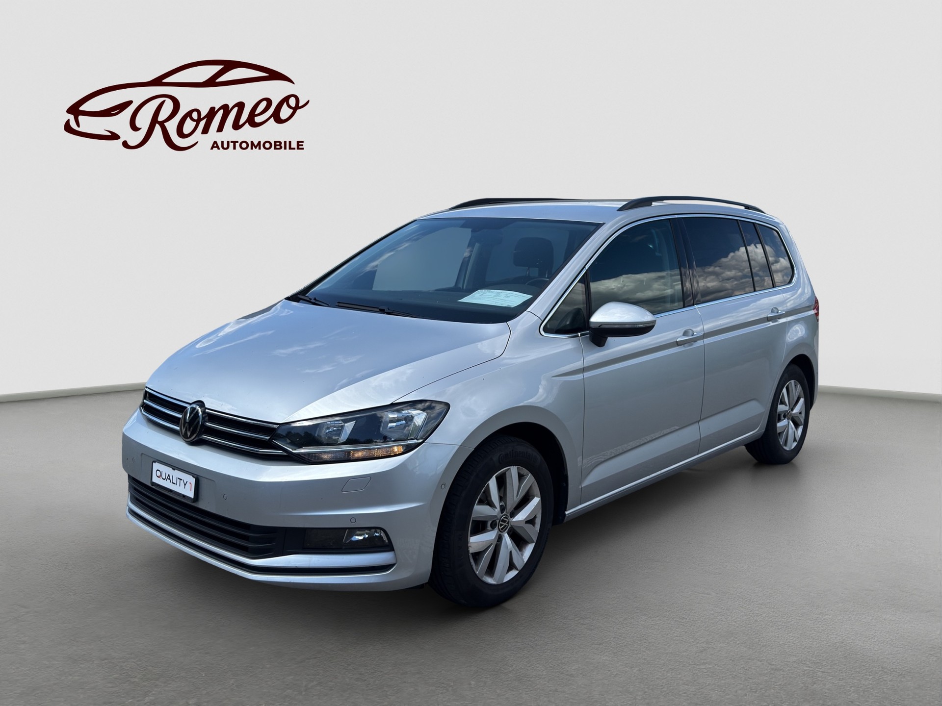 VW Touran 2.0 TDI BlueMotion Technology Comfortline DSG ** Frisch ab MFK und Service ** CH Auto ** 1. Hand **-image-0