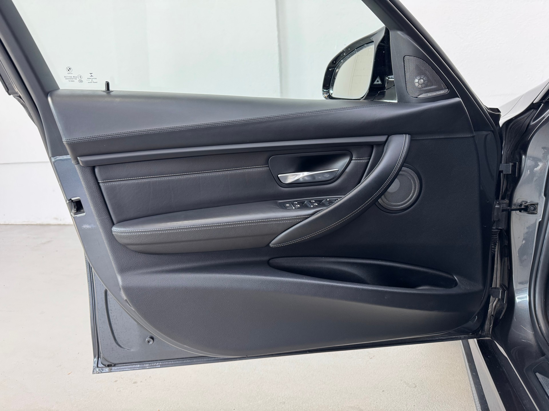 BMW M3 Drivelogic | Carbon Parts | 20 Zoll YP Felgen | HR-Gewindefahrwerk-image-26