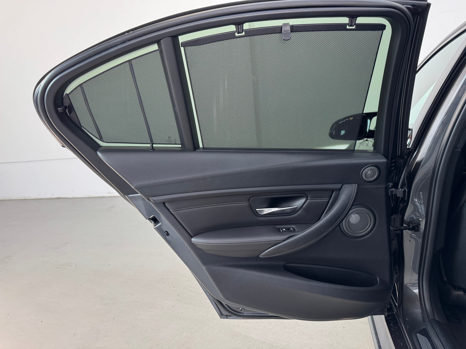 BMW M3 Drivelogic | Carbon Parts | 20 Zoll YP Felgen | HR-Gewindefahrwerk-image-28