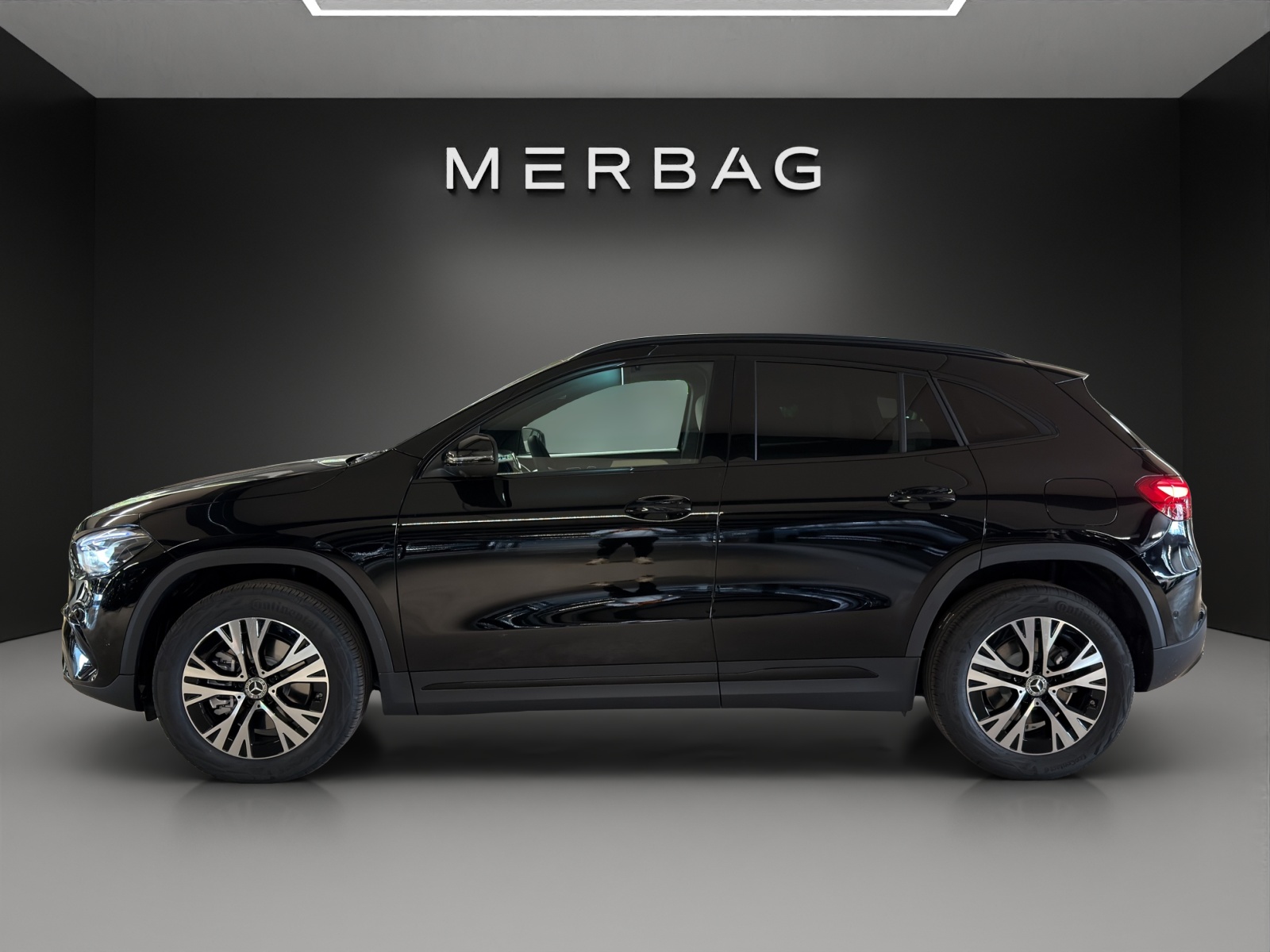 MERCEDES-BENZ GLA 250 e with EQ Hybrid Technology EQ-Star-image-2