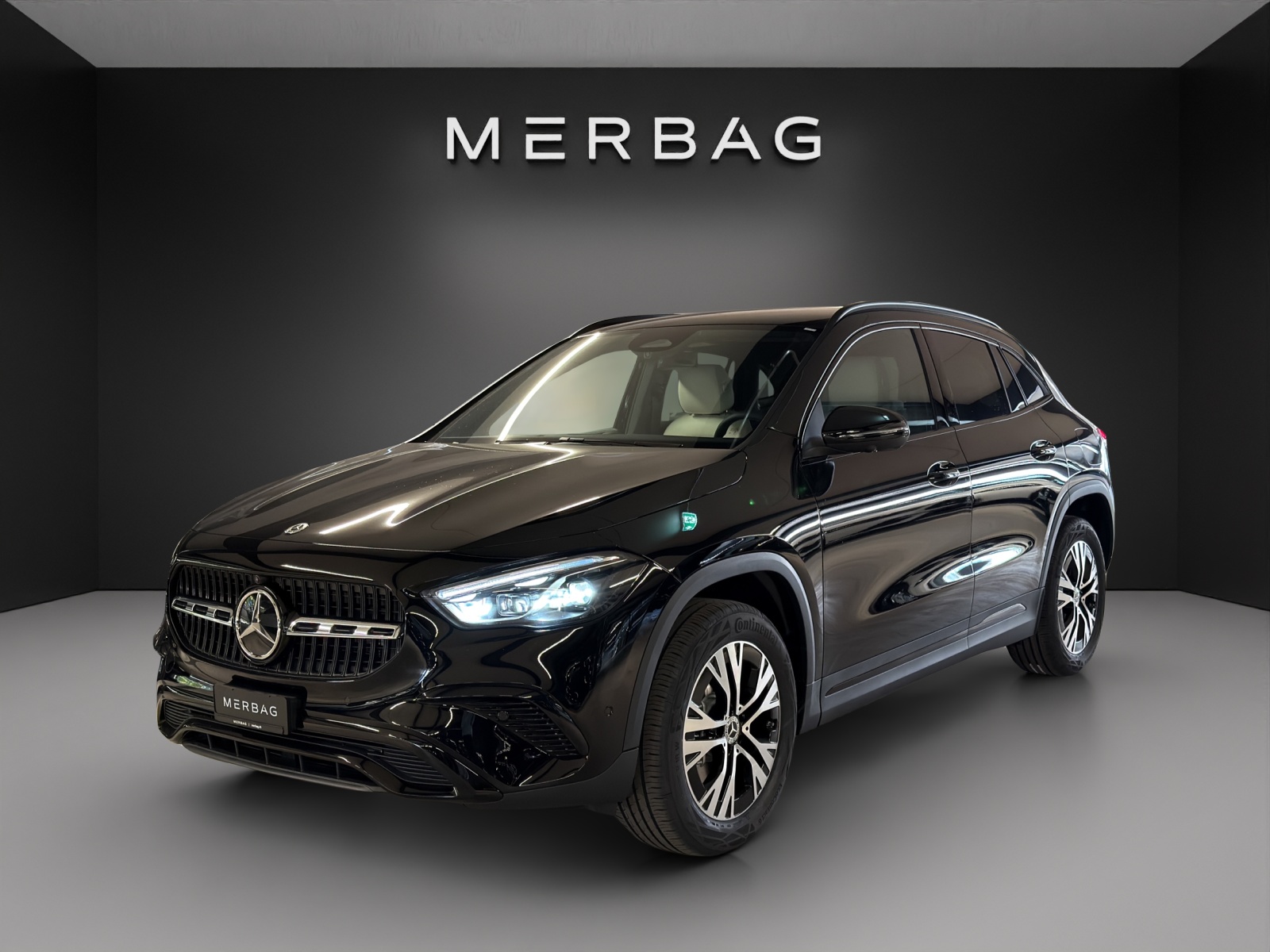 MERCEDES-BENZ GLA 250 e with EQ Hybrid Technology EQ-Star