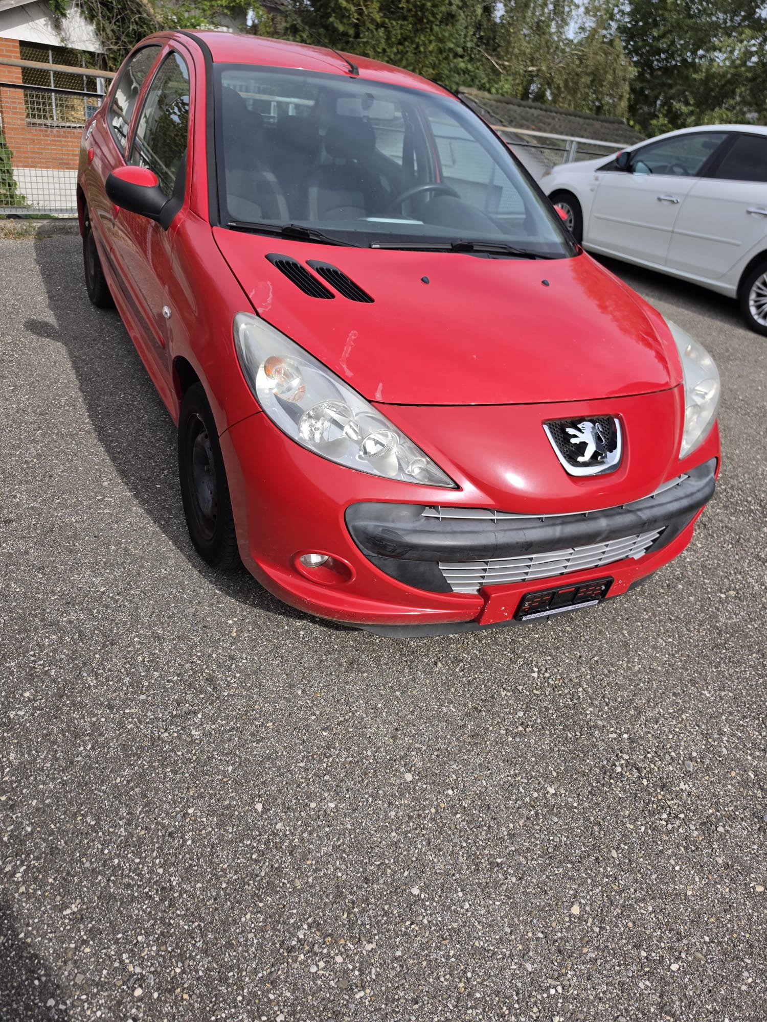 PEUGEOT 206+ 1.4 Trendy-image-1