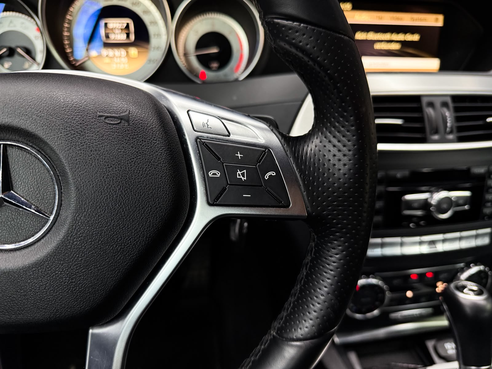 MERCEDES-BENZ C 250 CDI Avantgarde 4Matic 7G-Tronic-image-11
