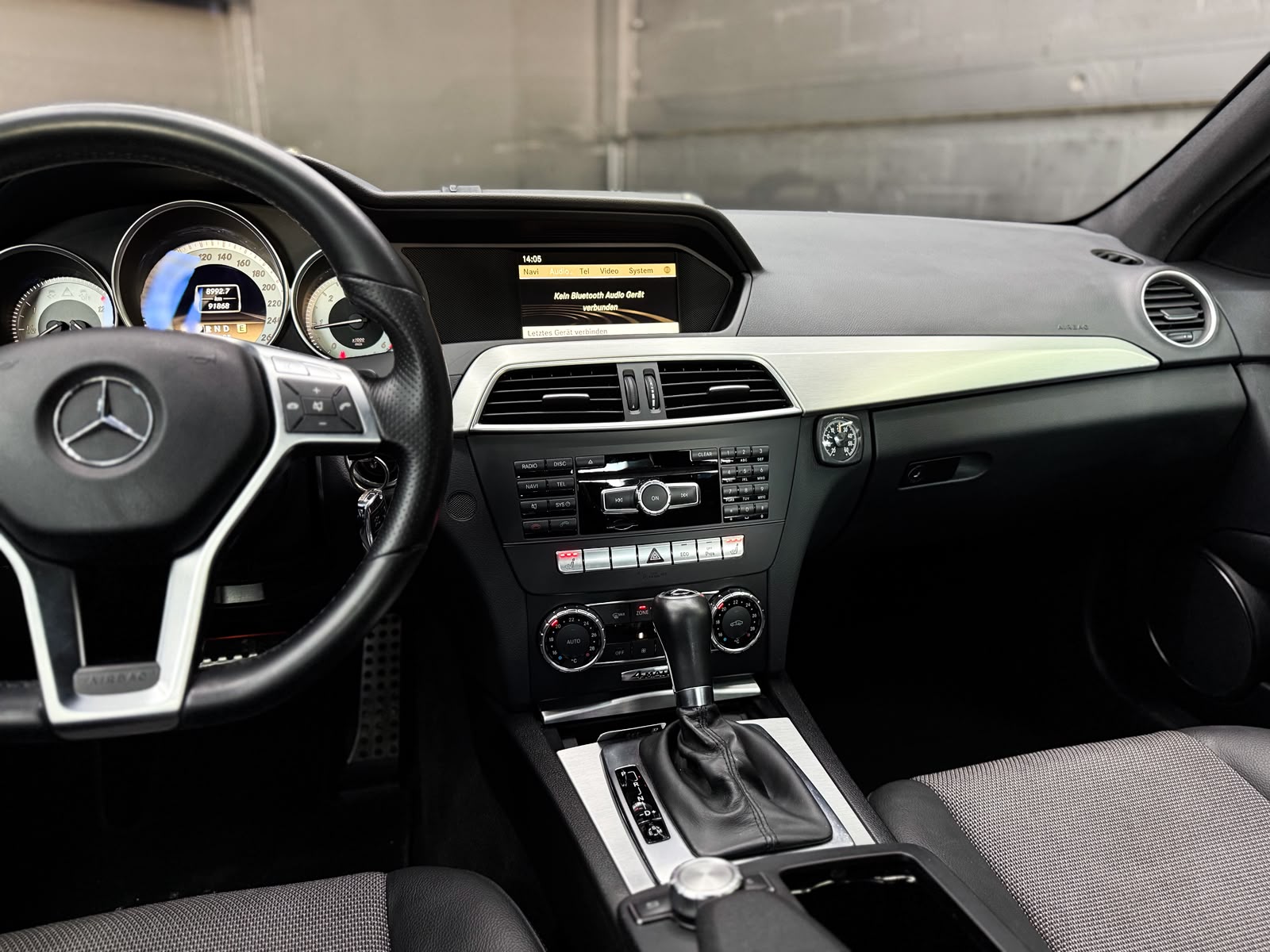 MERCEDES-BENZ C 250 CDI Avantgarde 4Matic 7G-Tronic-image-12