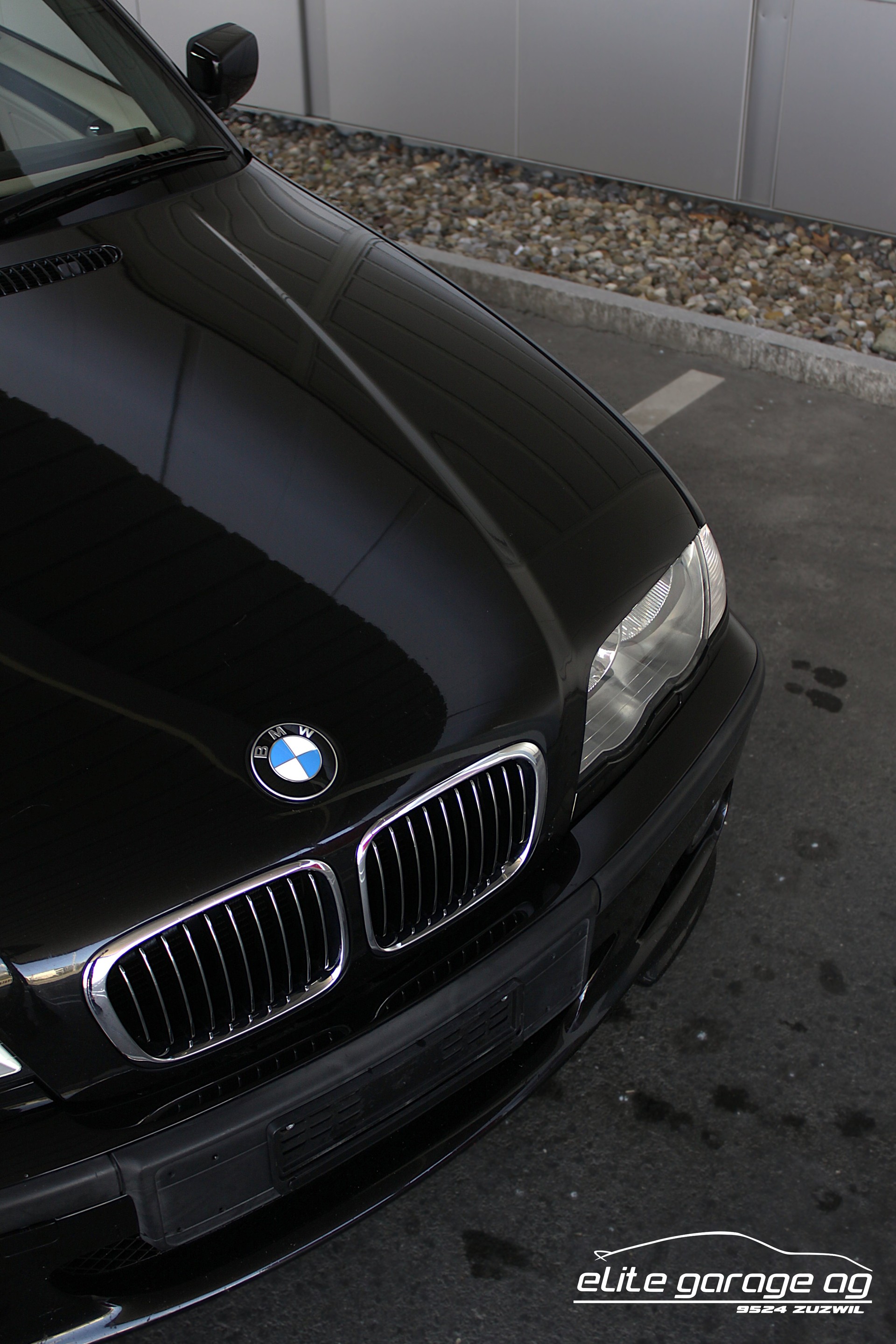 BMW 330i M-Sport HANDSCHALTER-image-11