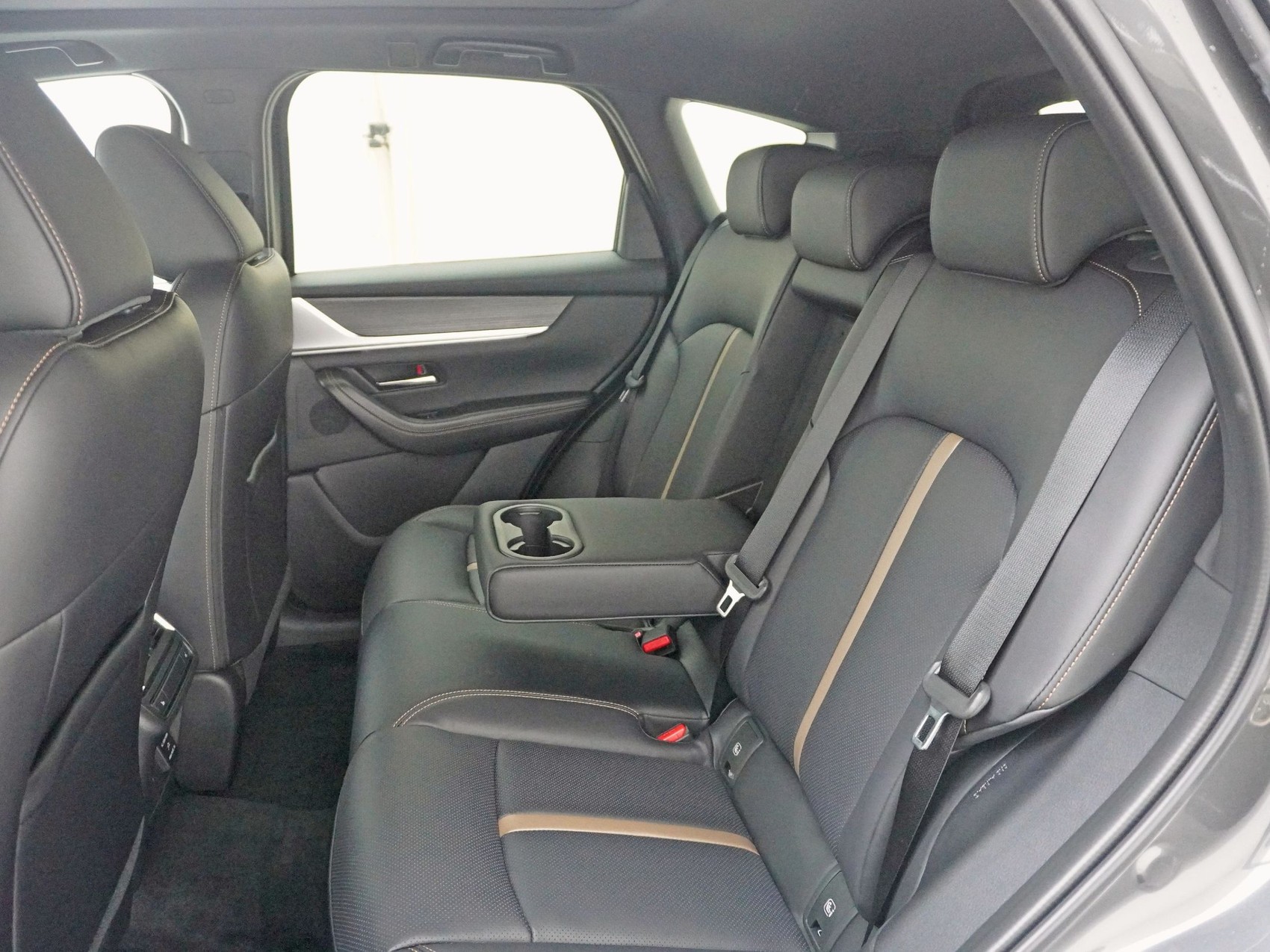 MAZDA CX-60 2.5 PHEV Homura Plus-image-23