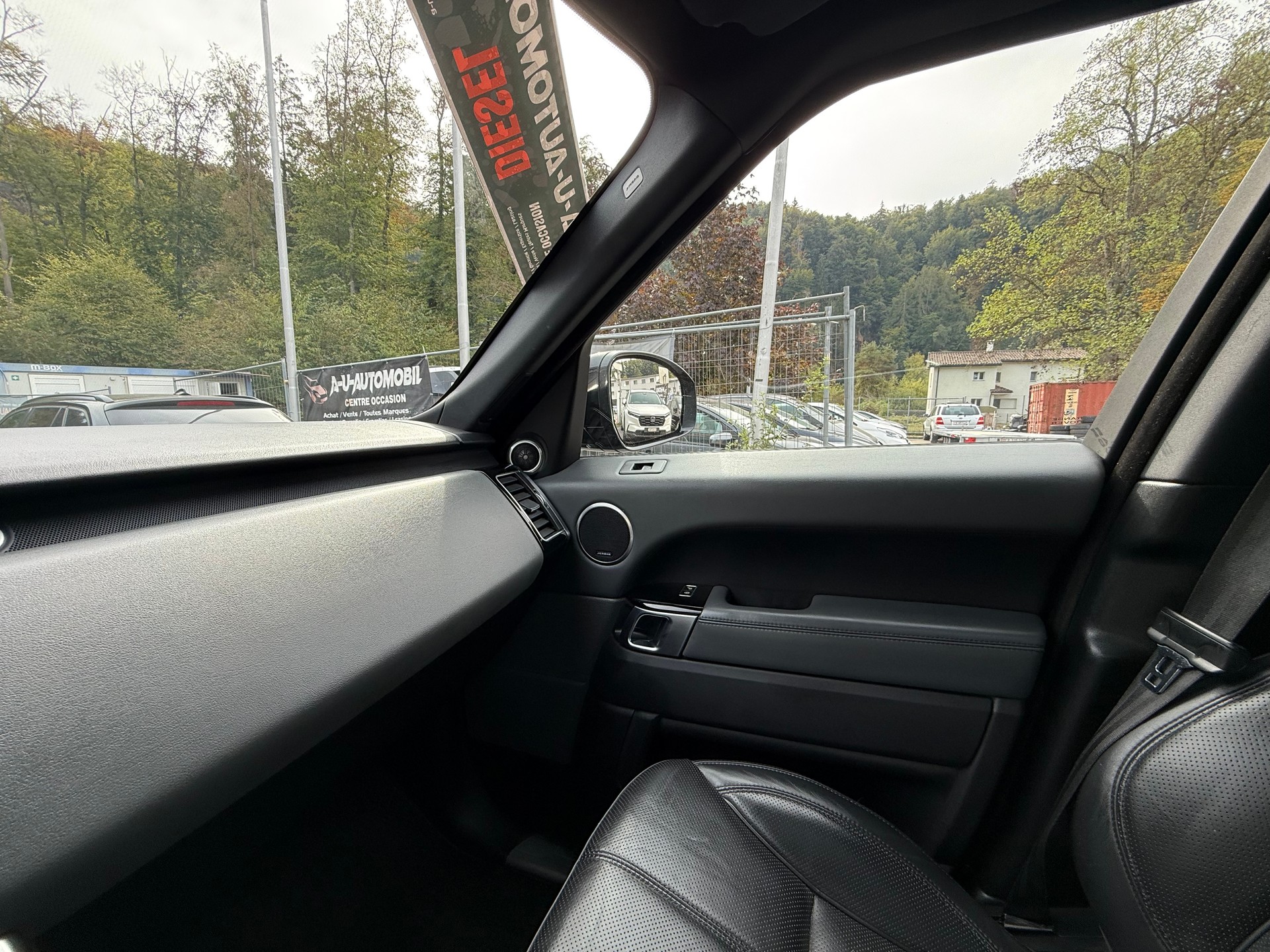 LAND ROVER Range Rover Sport 3.0 SDV6 HSE Automatic-image-25