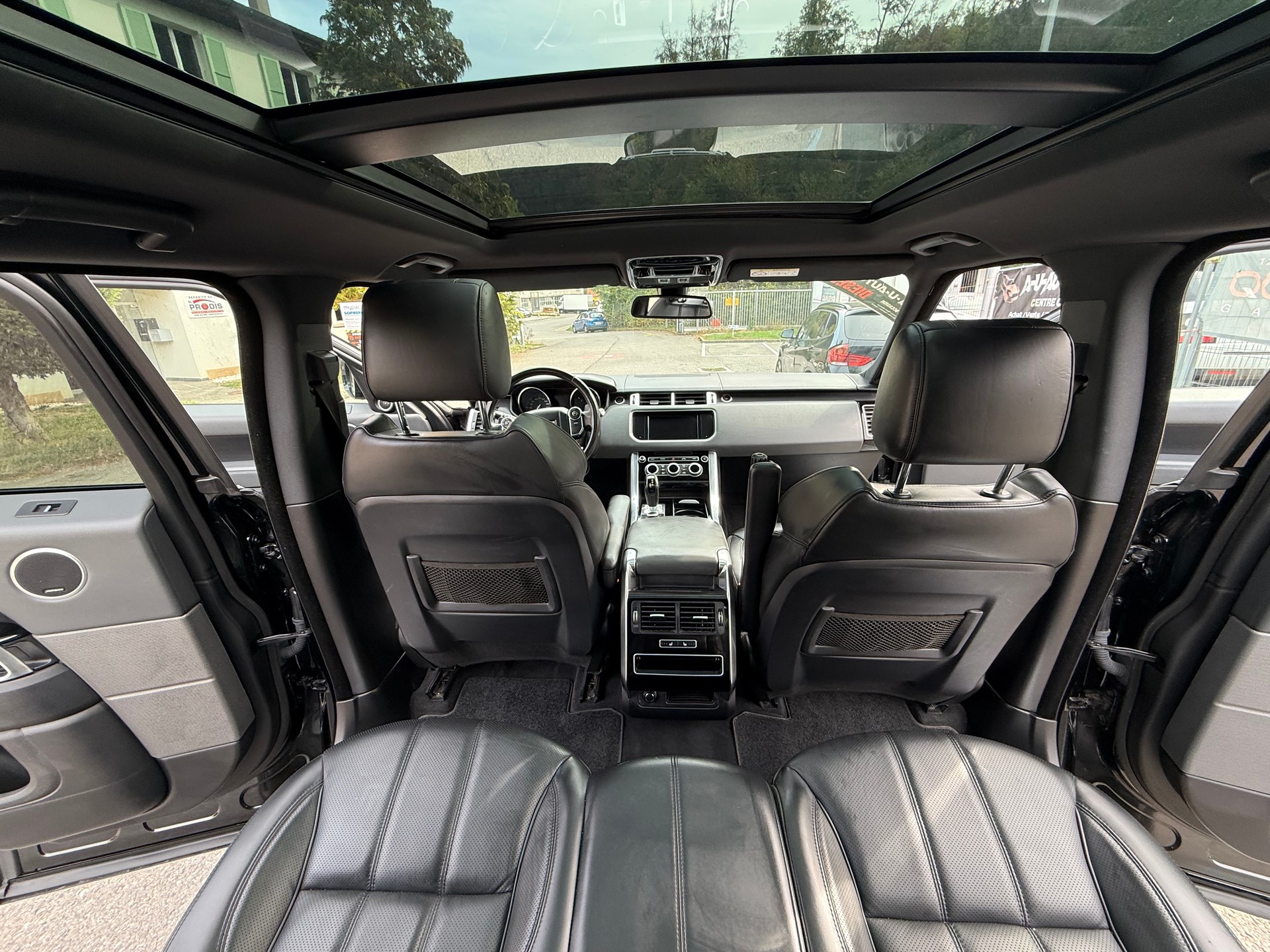 LAND ROVER Range Rover Sport 3.0 SDV6 HSE Automatic-image-22