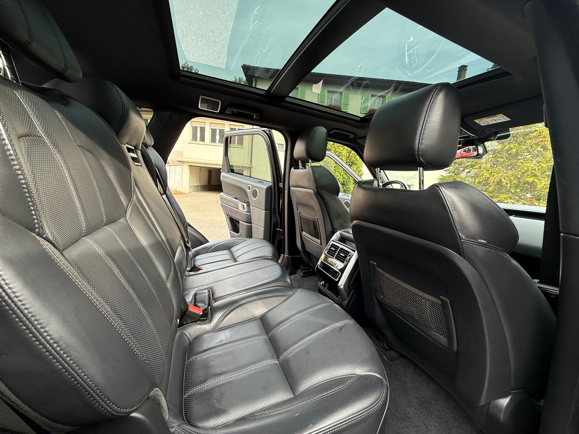 LAND ROVER Range Rover Sport 3.0 SDV6 HSE Automatic-image-14
