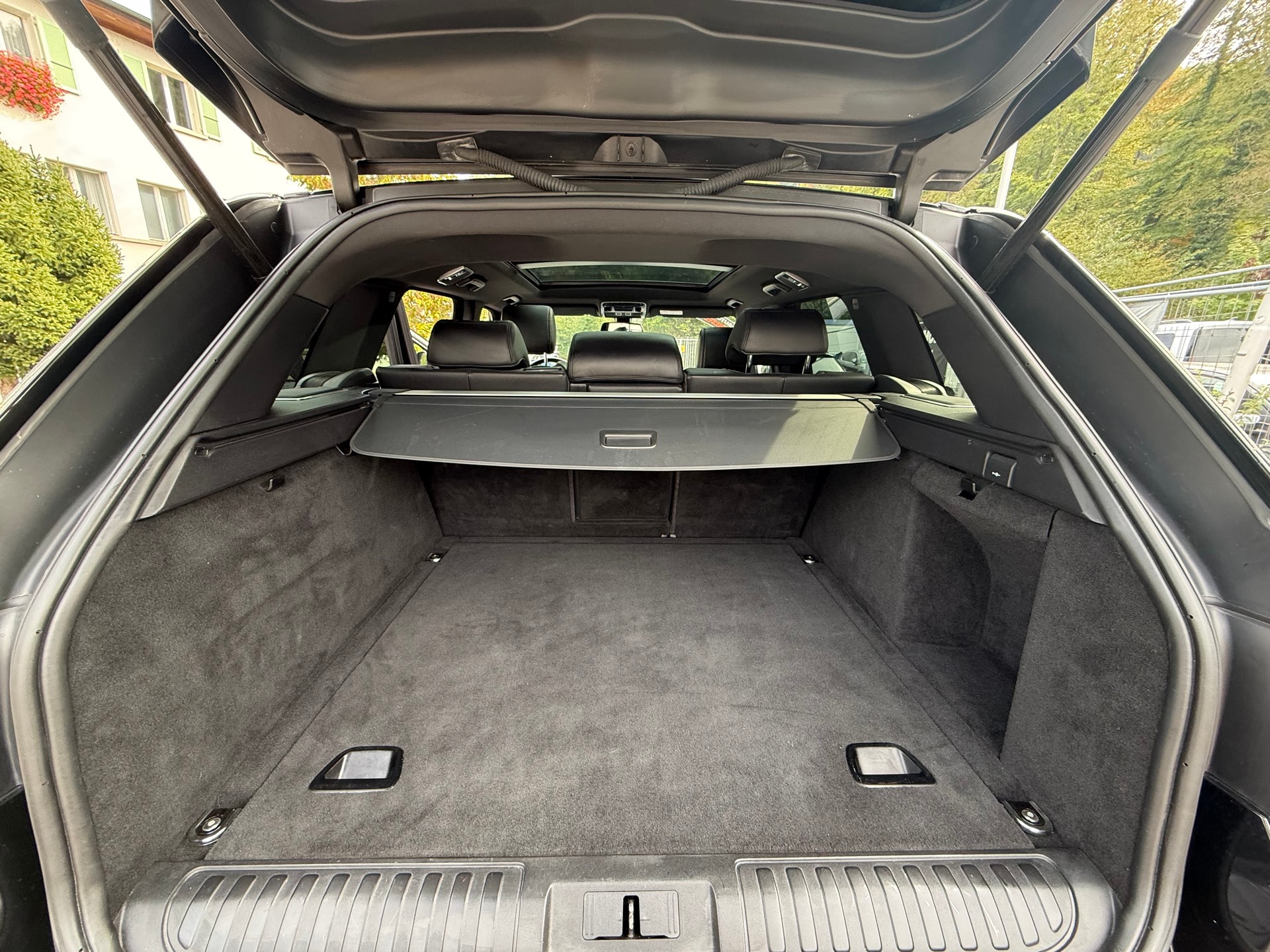 LAND ROVER Range Rover Sport 3.0 SDV6 HSE Automatic-image-12