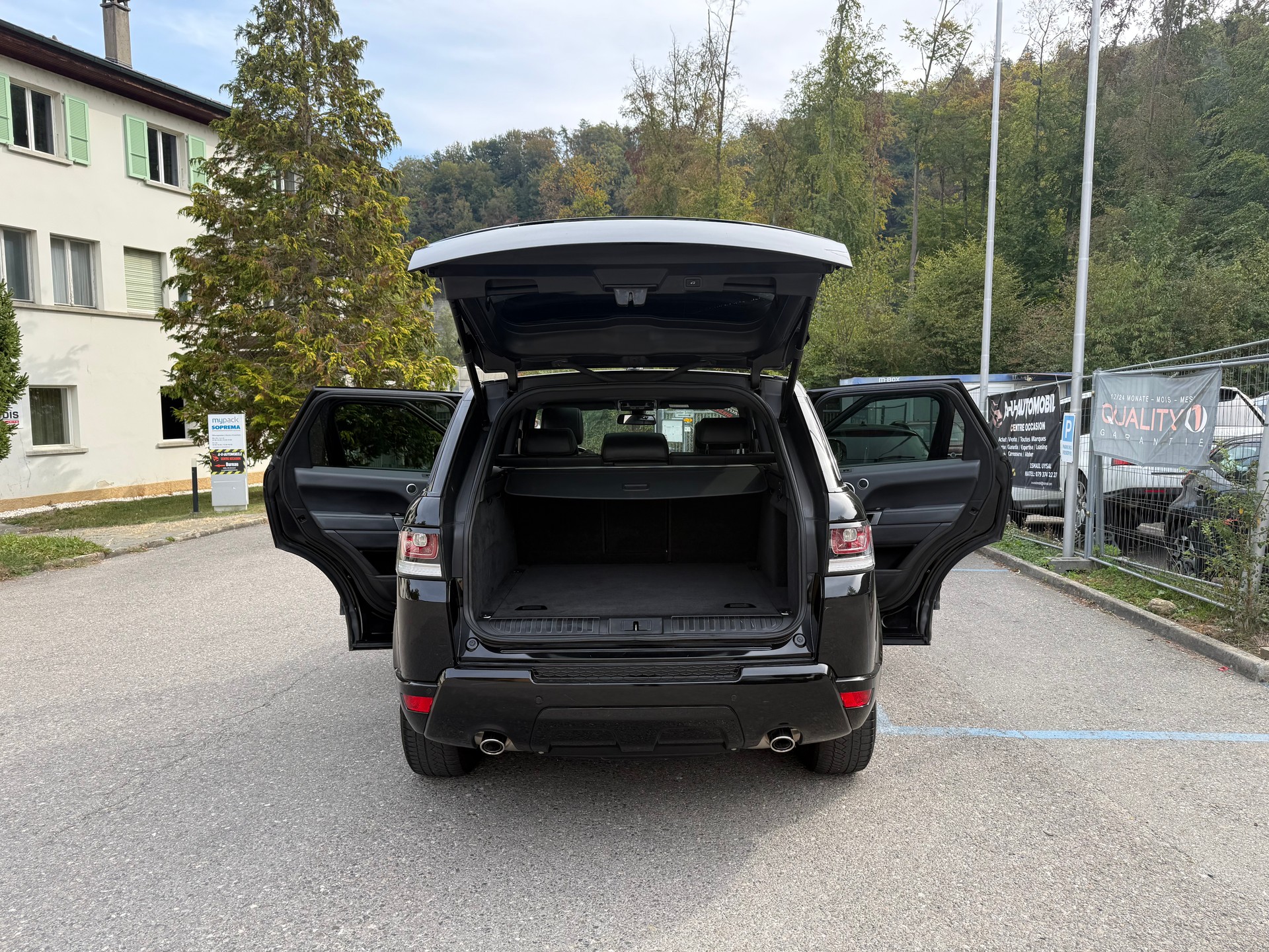 LAND ROVER Range Rover Sport 3.0 SDV6 HSE Automatic-image-19