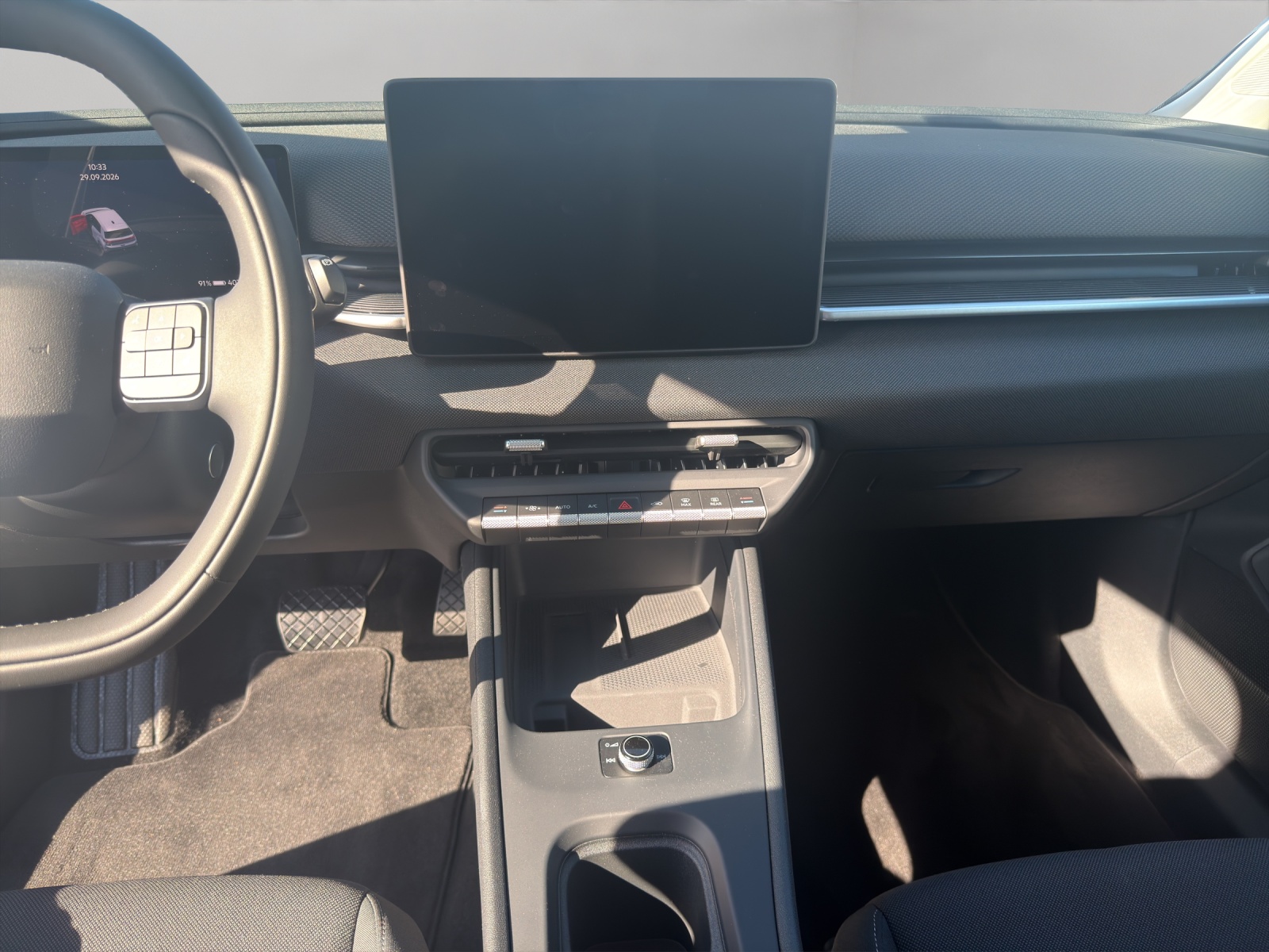 VW ID.Polo 52 kWh Life Edition One-image-4