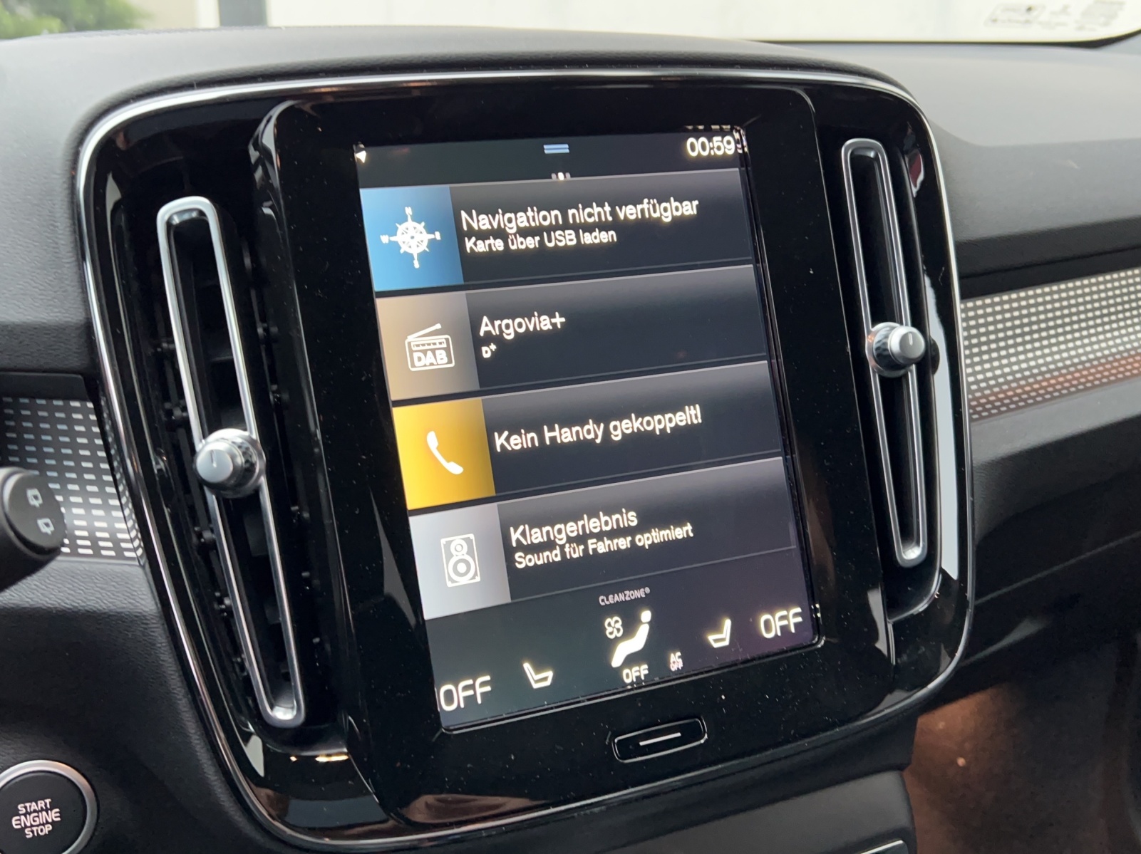 VOLVO XC40 1.5 T5 PiH R-Design-image-6