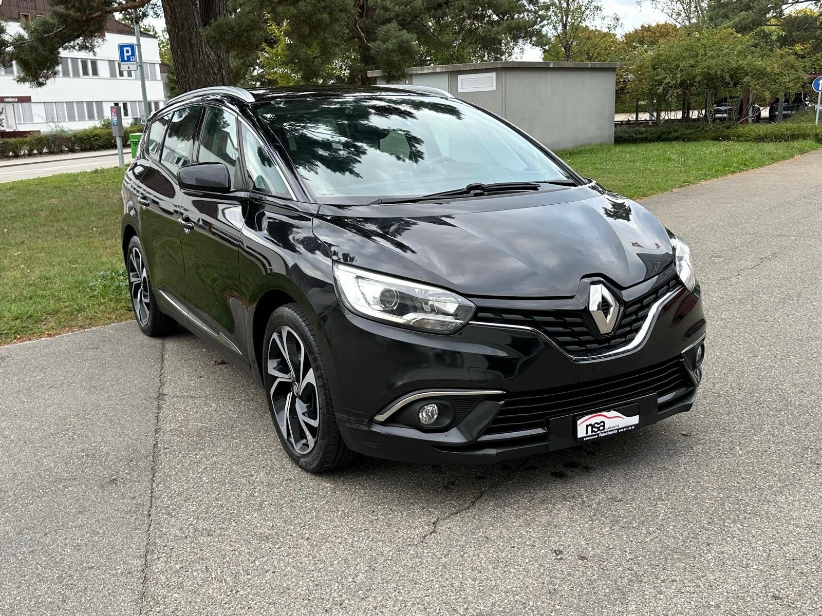 RENAULT Grand Scénic 1.5 dCi Zen-image-2