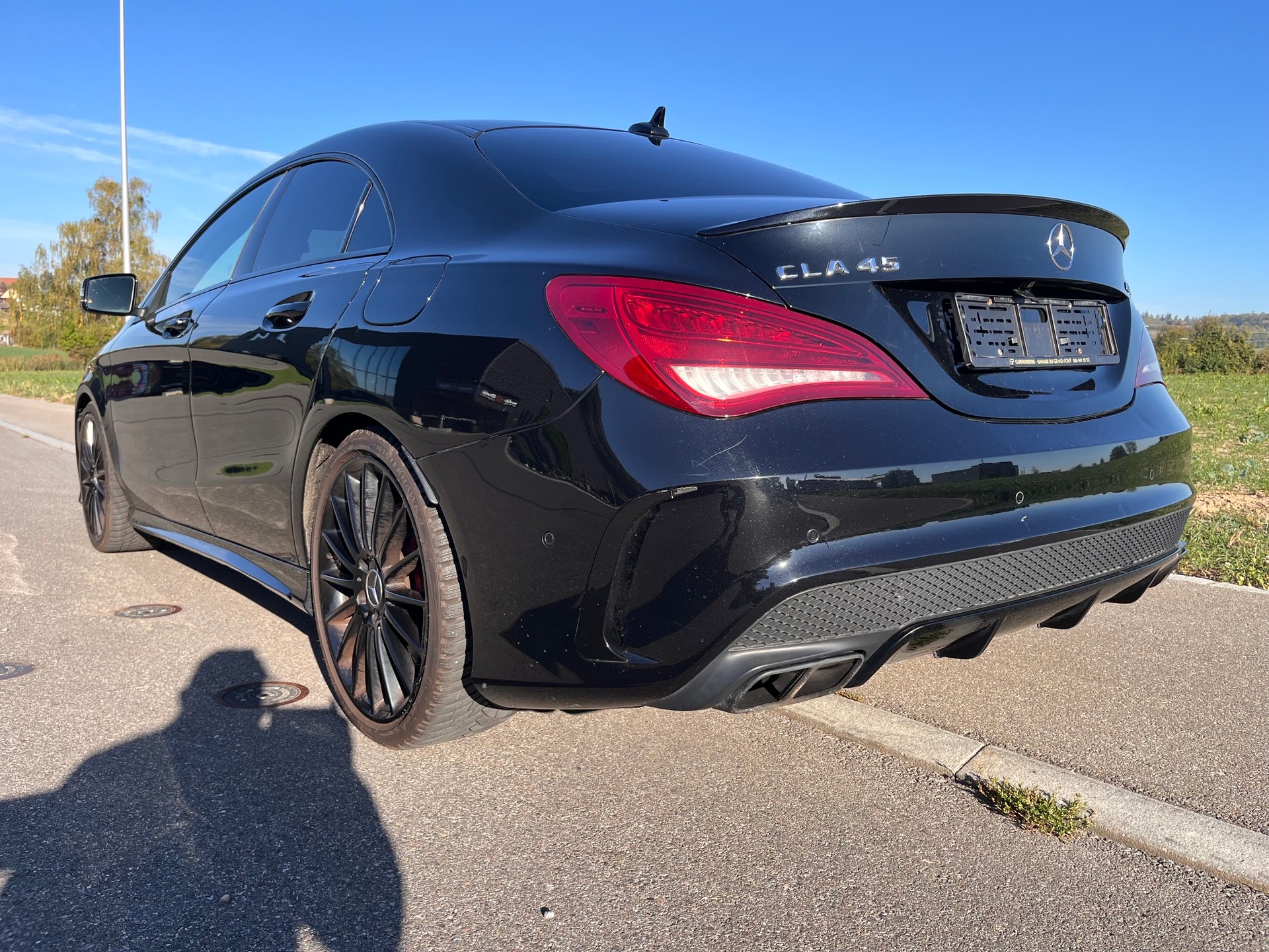 MERCEDES-BENZ CLA 45 AMG 4Matic Speedshift-image-2