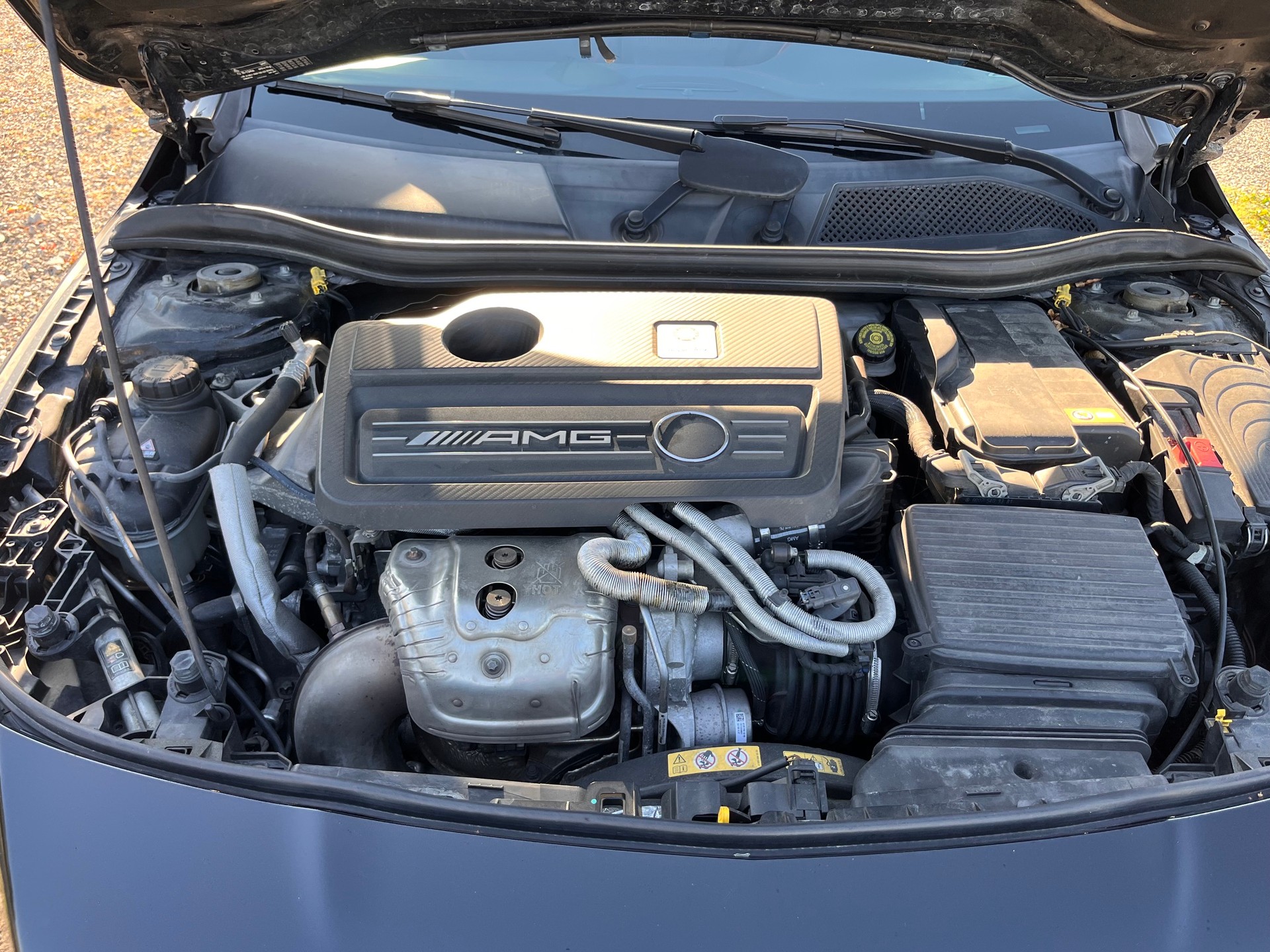 MERCEDES-BENZ CLA 45 AMG 4Matic Speedshift-image-10