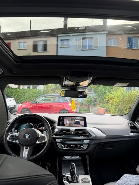 BMW M40i-image-8