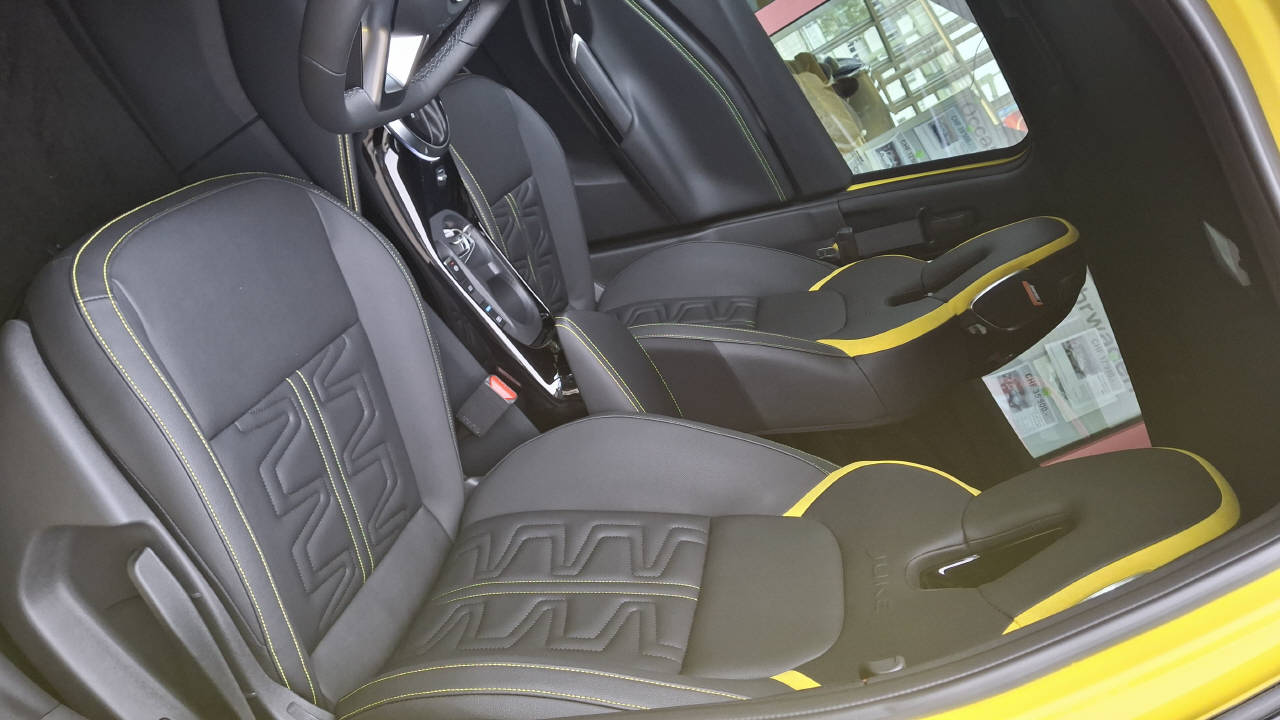 NISSAN Juke 1.6 Hybrid N-Sport-image-8