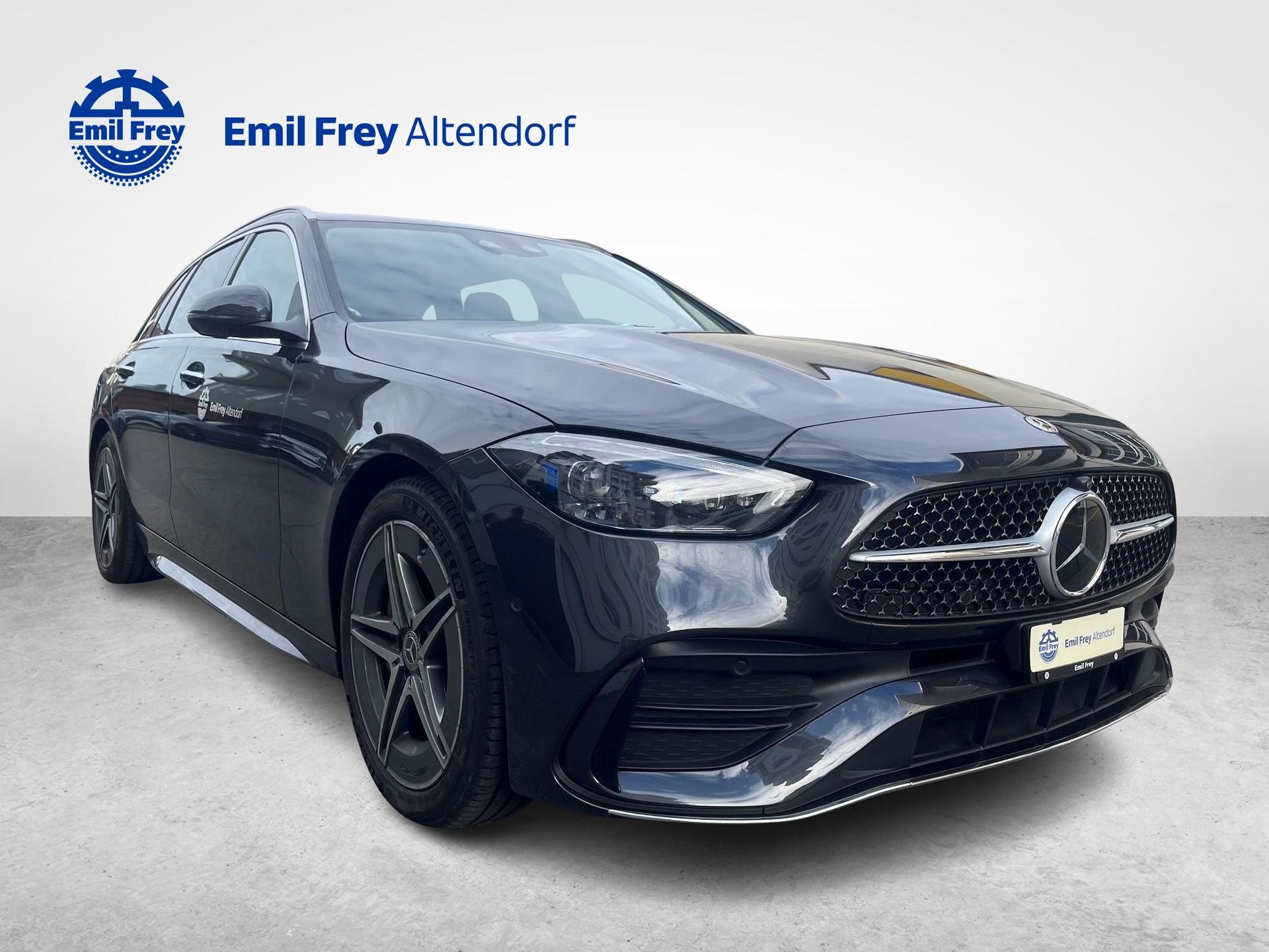 MERCEDES-BENZ C 220 d 4MATIC T-Modell Swiss Star AMG Line-image-6