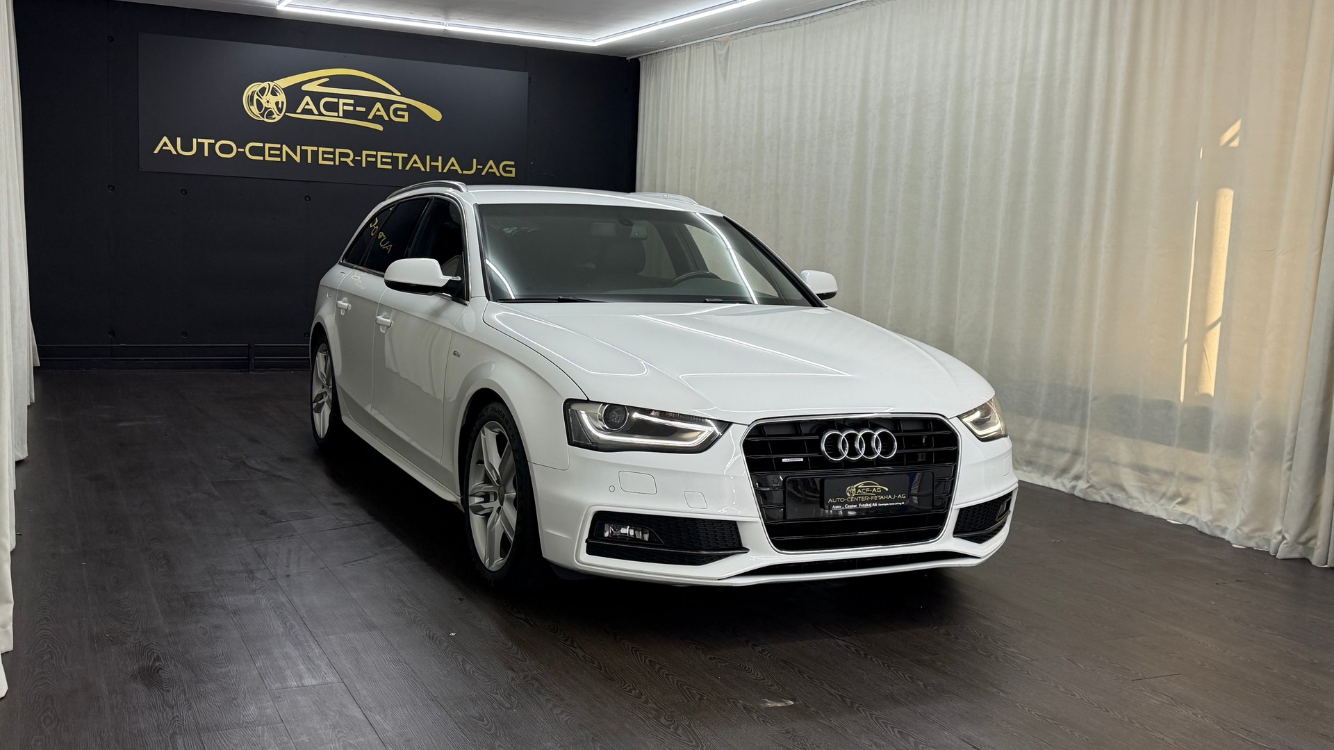 AUDI A4 Avant 2.0 TDI quattro S-tronic-image-2