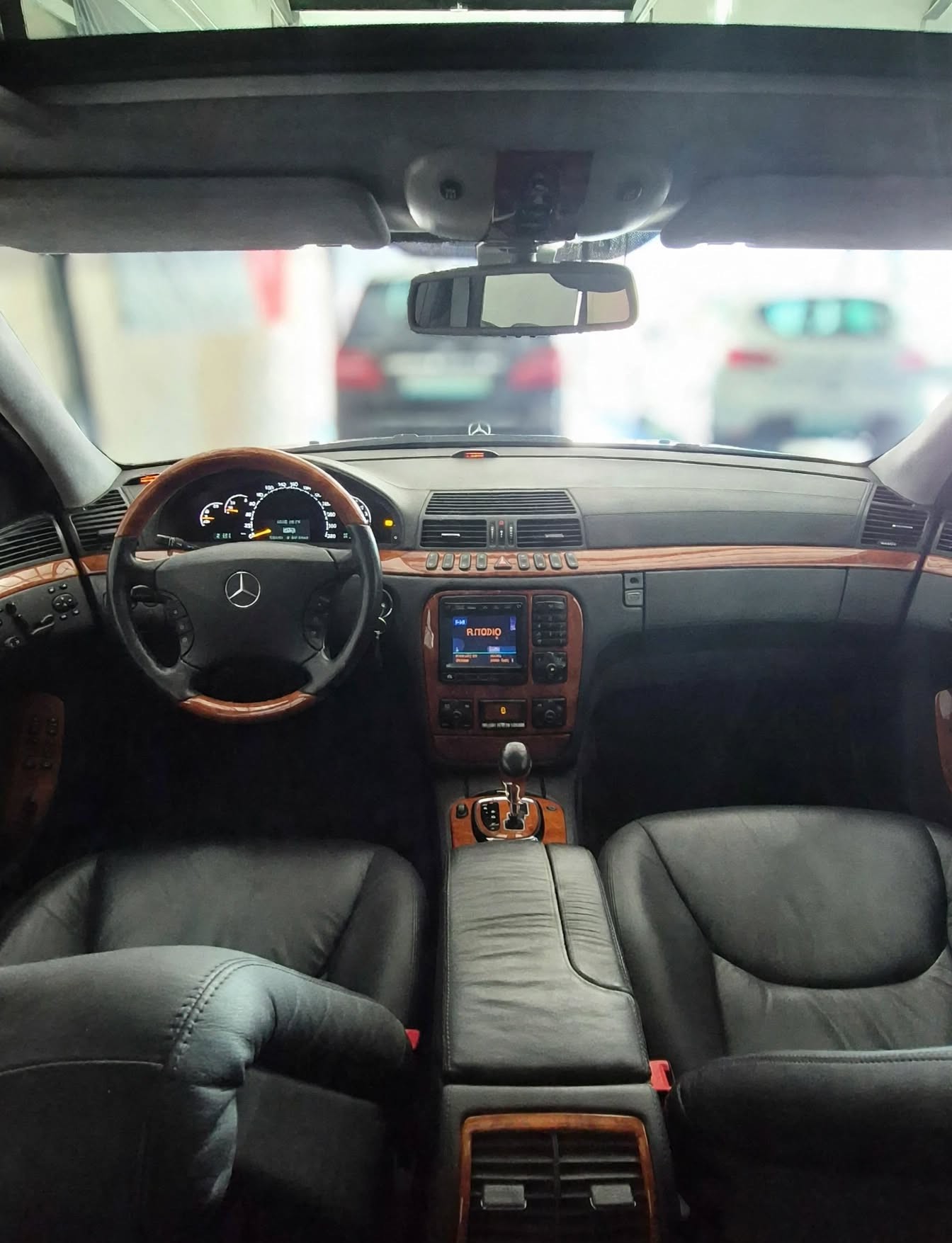 MERCEDES-BENZ S 600 L-image-5