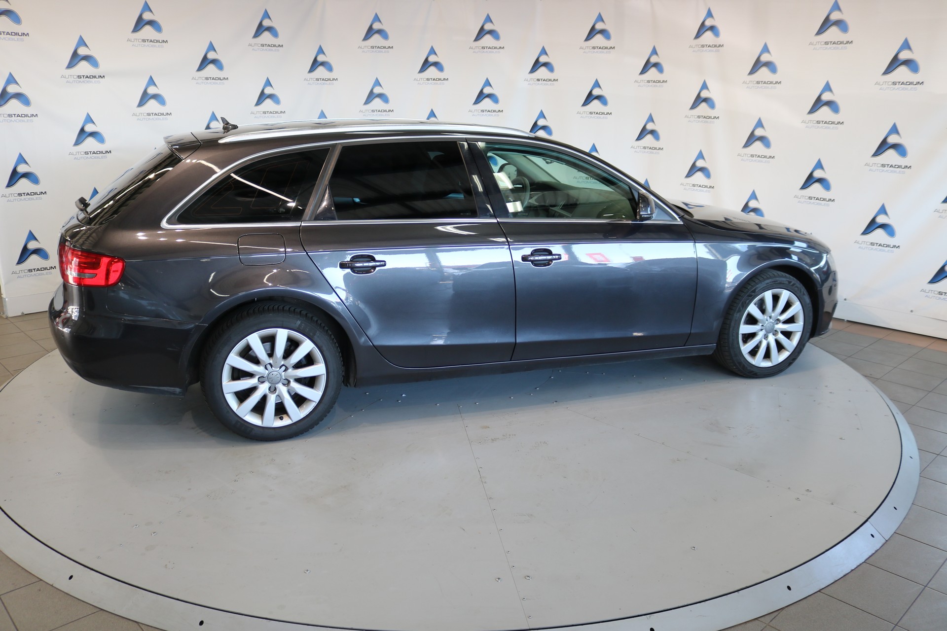 AUDI A4 Avant 2.0 TDI multitronic-image-23
