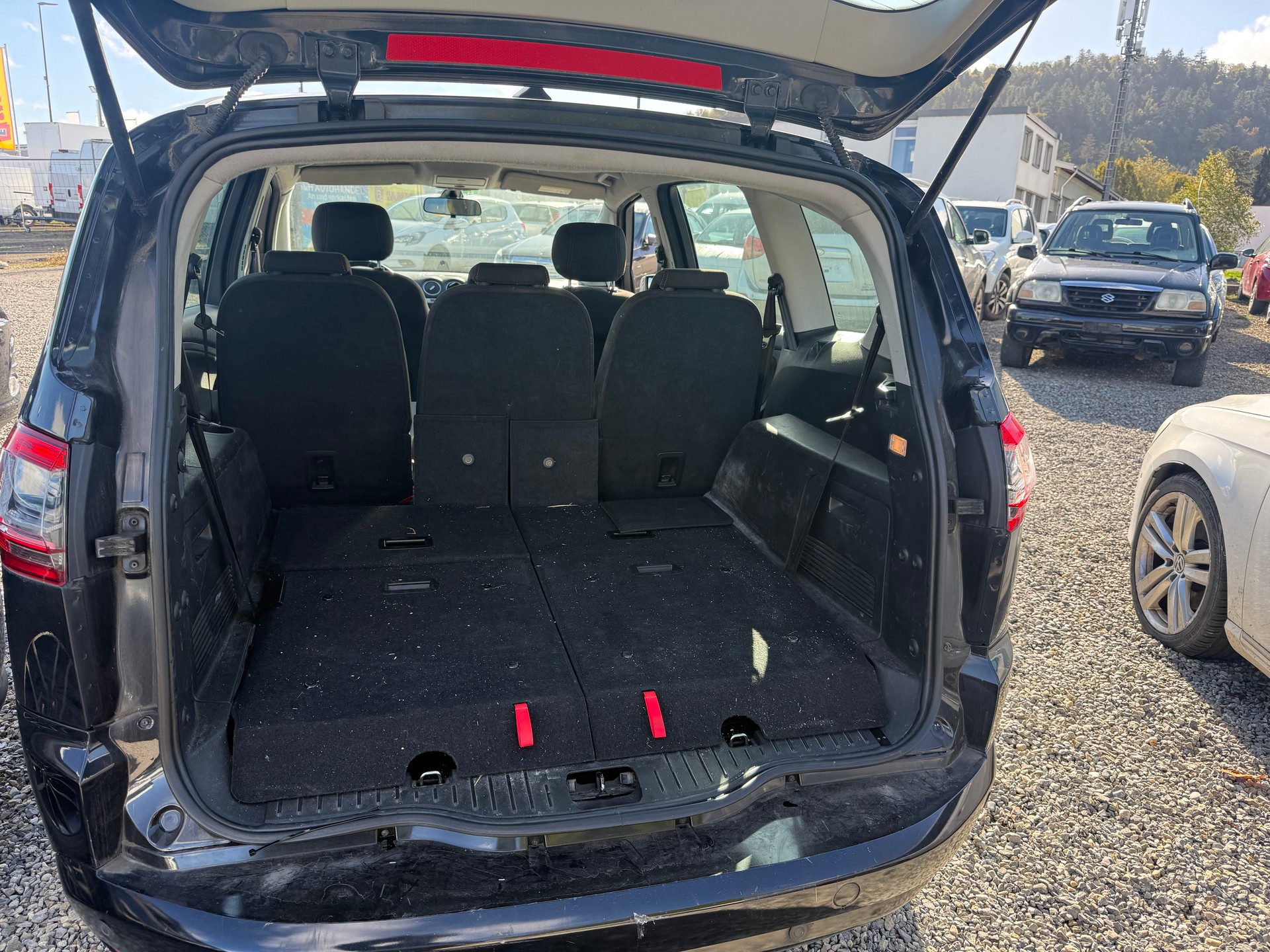 FORD S-MAX-image-3