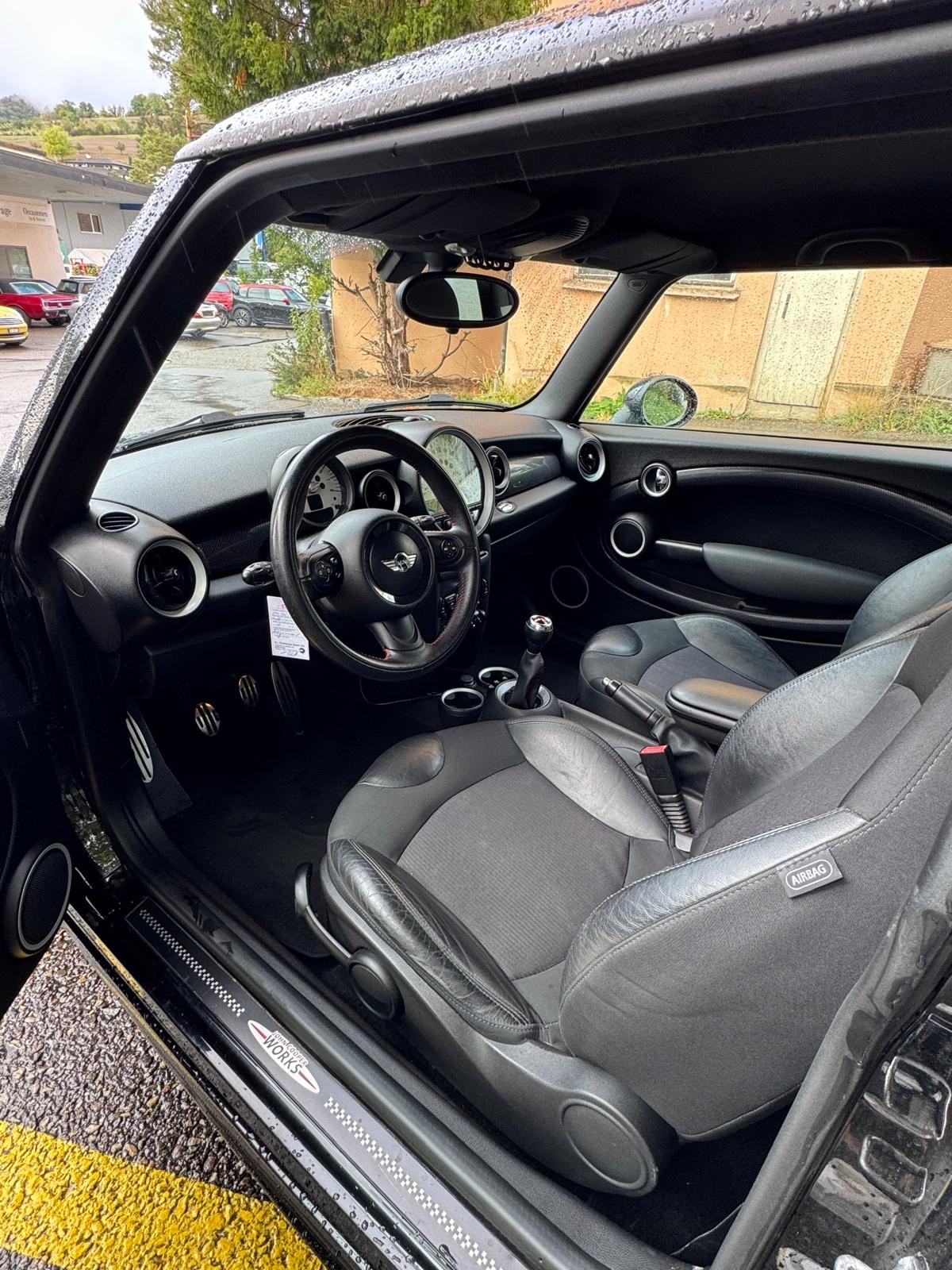 MINI Cooper S-image-4