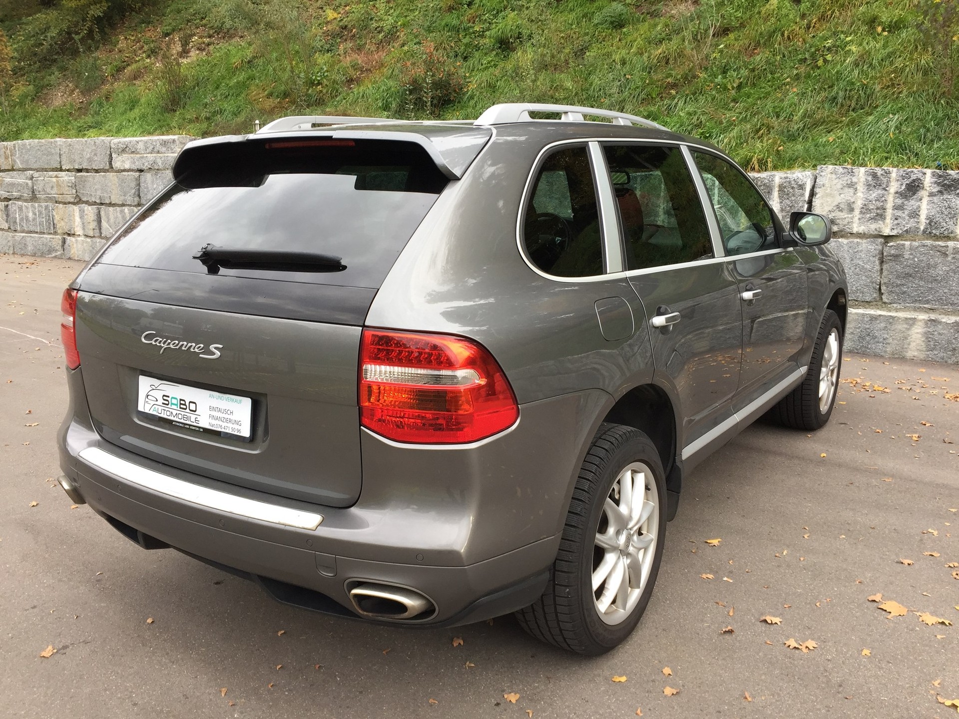 PORSCHE Cayenne S-image-3