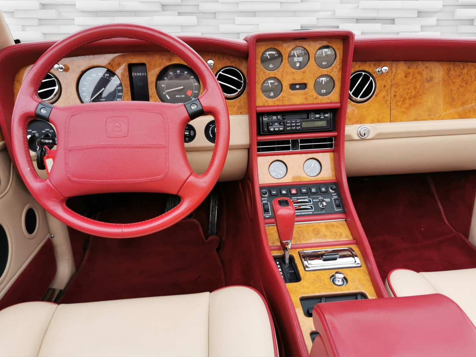 BENTLEY Azure-image-10
