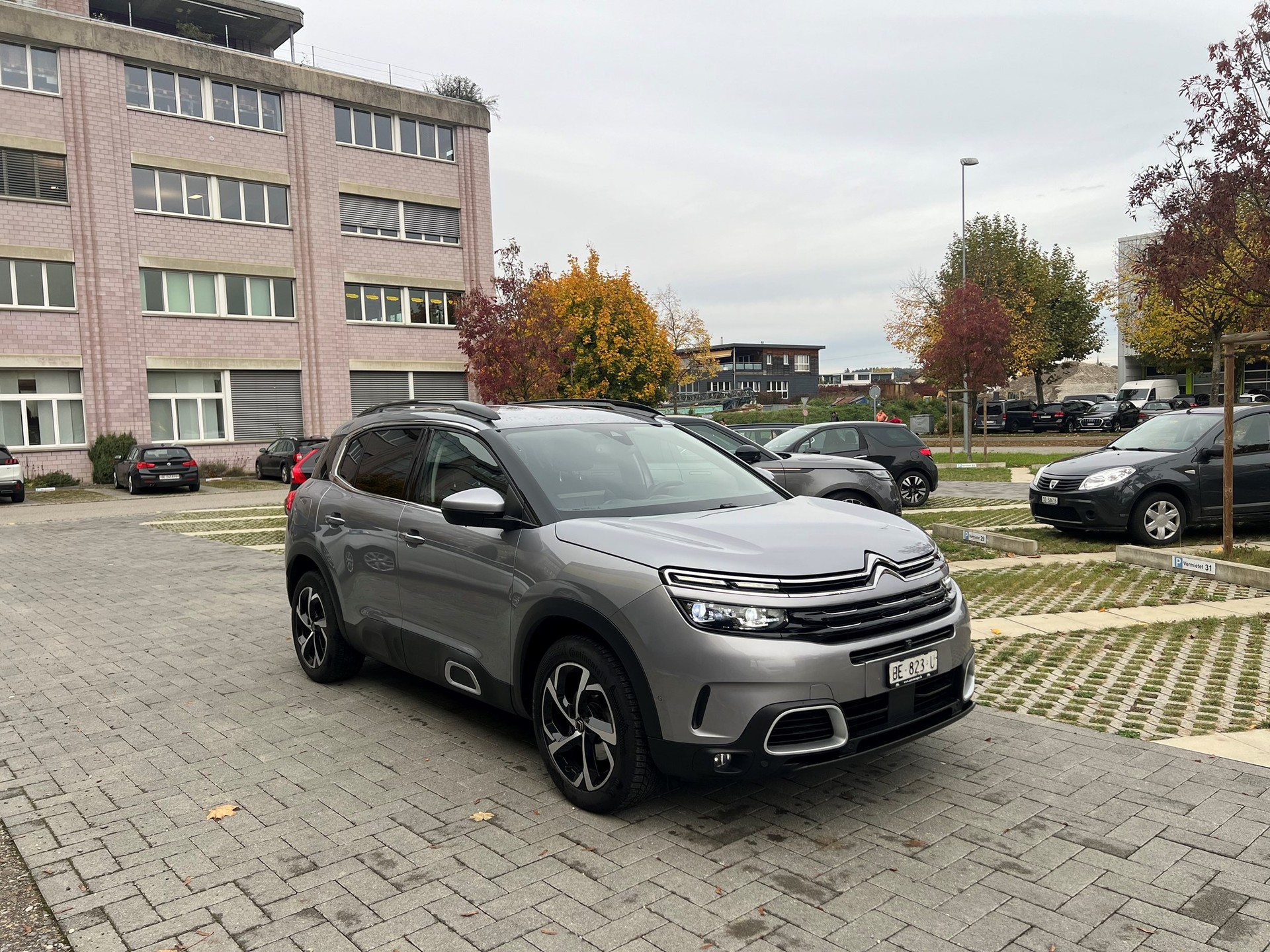 CITROEN C5 Aircross 1.5 BlueHD Shine EAT8-image-2