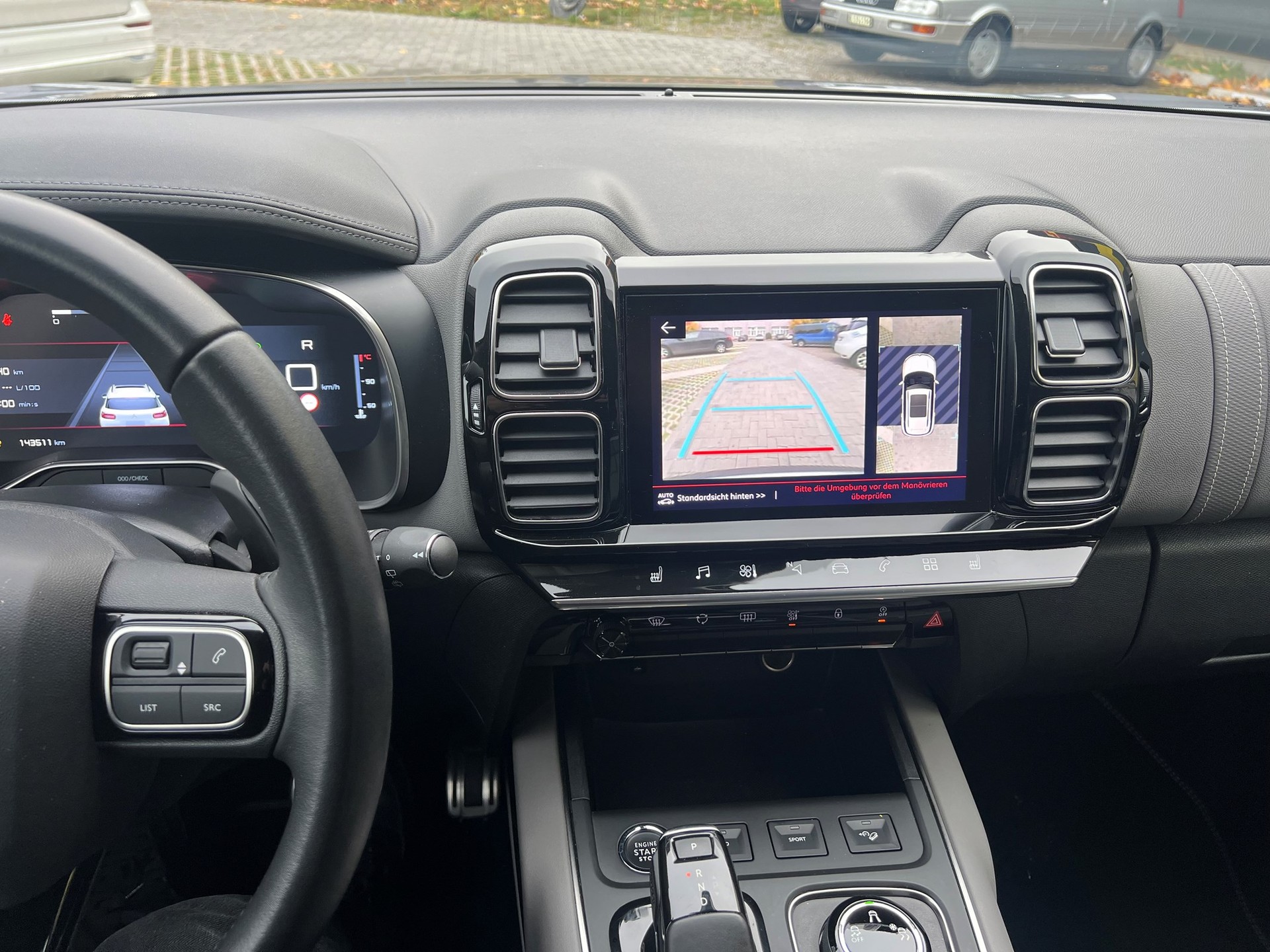 CITROEN C5 Aircross 1.5 BlueHD Shine EAT8-image-13