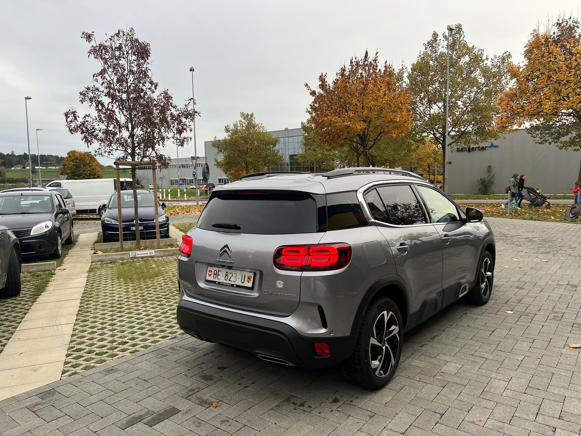 CITROEN C5 Aircross 1.5 BlueHD Shine EAT8-image-4