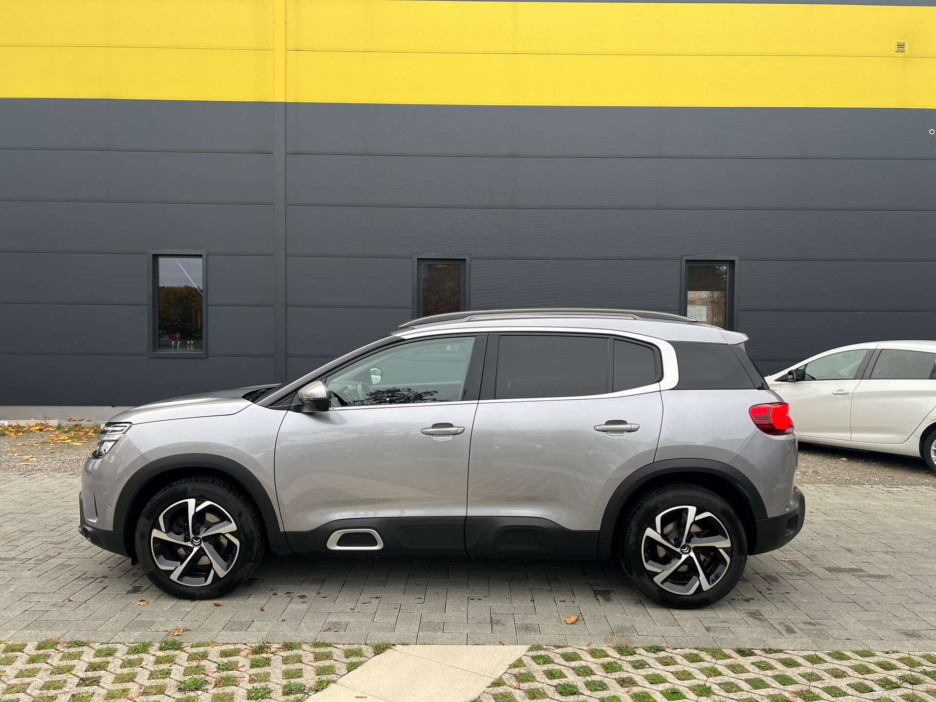 CITROEN C5 Aircross 1.5 BlueHD Shine EAT8-image-7